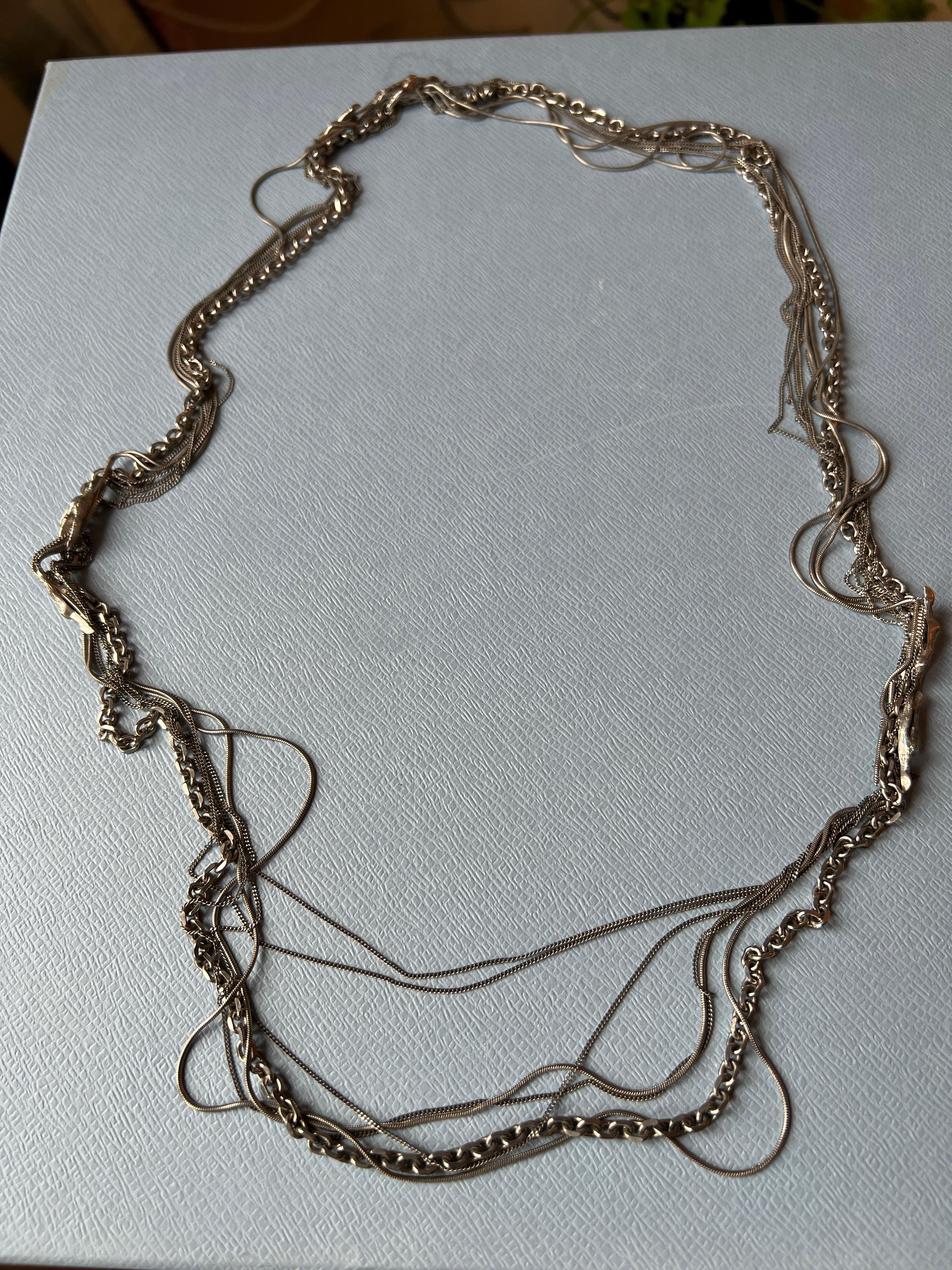 Collana lunga a catena multipla Piedi di uccello smaltati Palladio Vintage in vendita 3