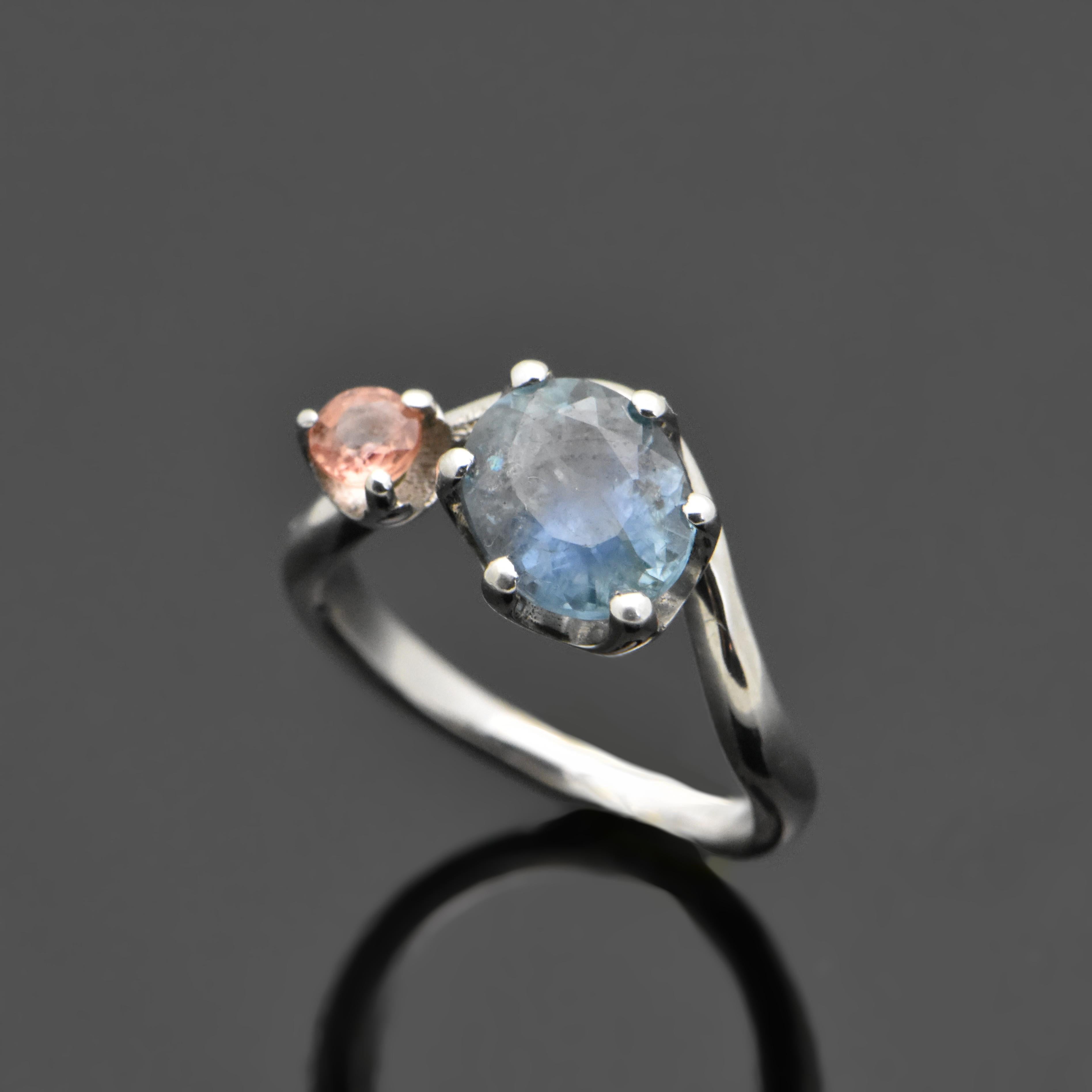 Oval Cut Palladium Sapphire Ring For Sale