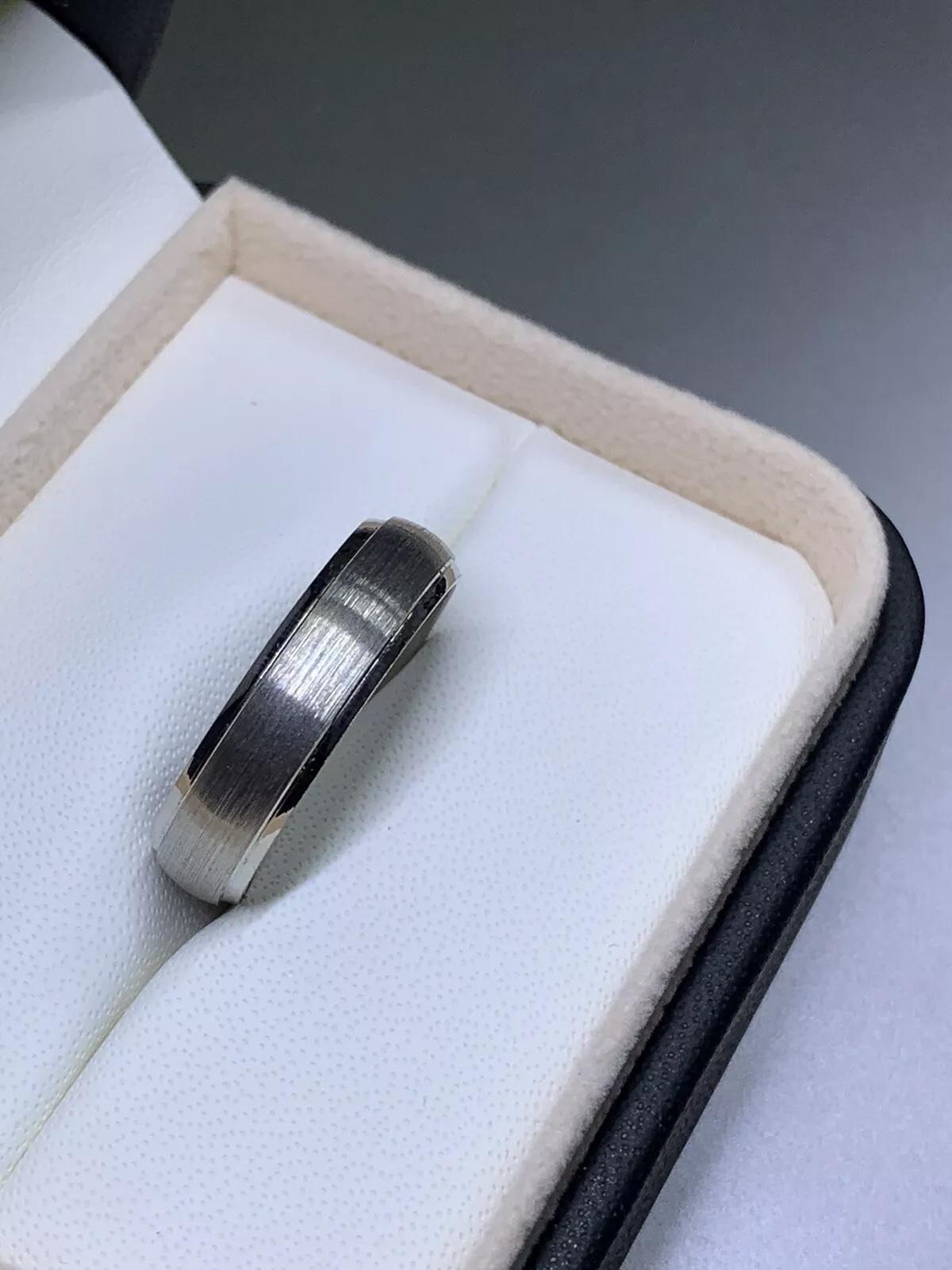 Men's Palladium Satin Brushed Wide Chunky Men’s Wedding Ring 6mm 8.1g For Sale