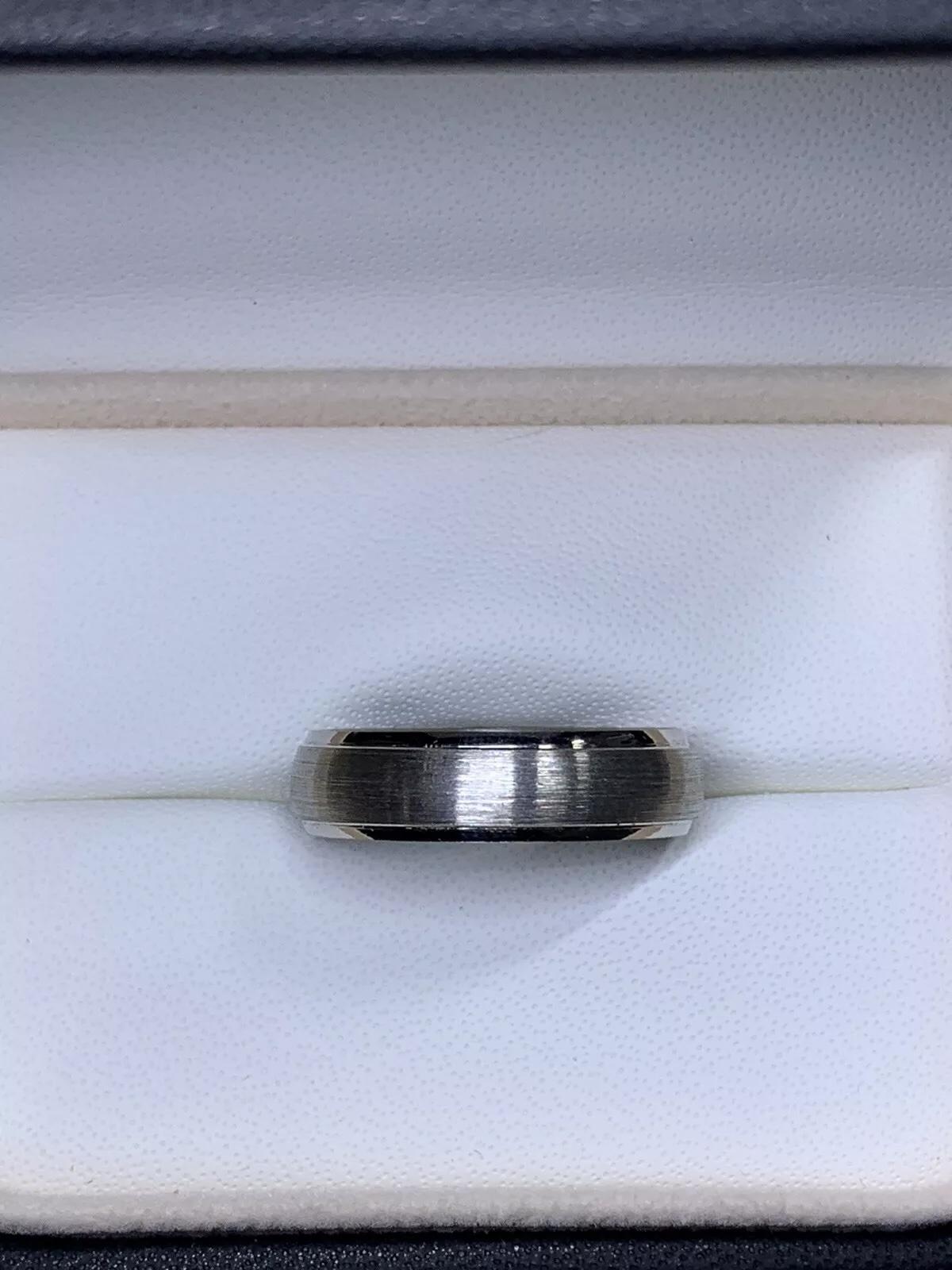 Palladium Satin Brushed Wide Chunky Men’s Wedding Ring 6mm 8.1g For Sale 3