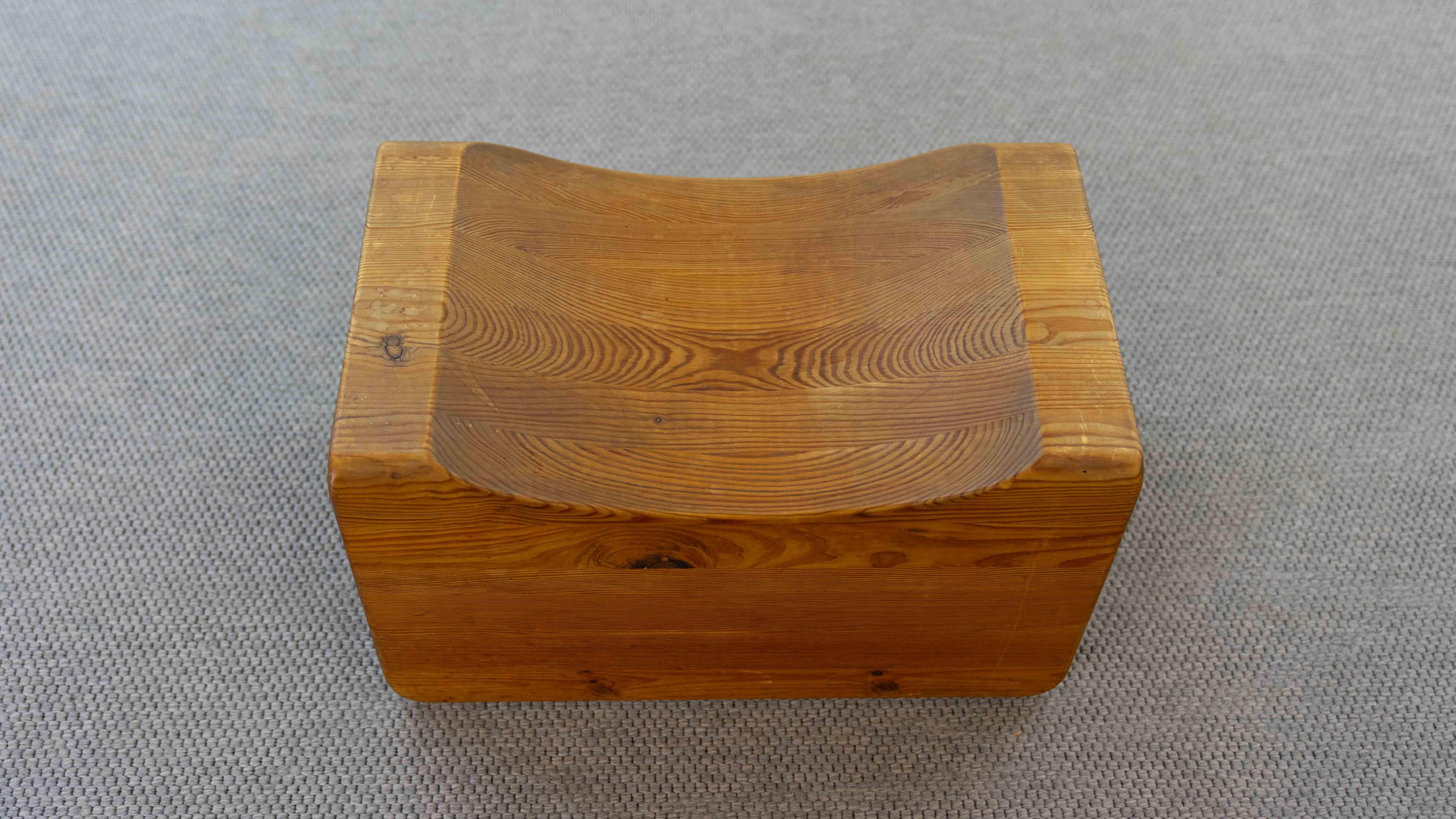 Tabouret Palle de K.J. Pettersson & Söner, Suède, 70 ans en pin en vente 6