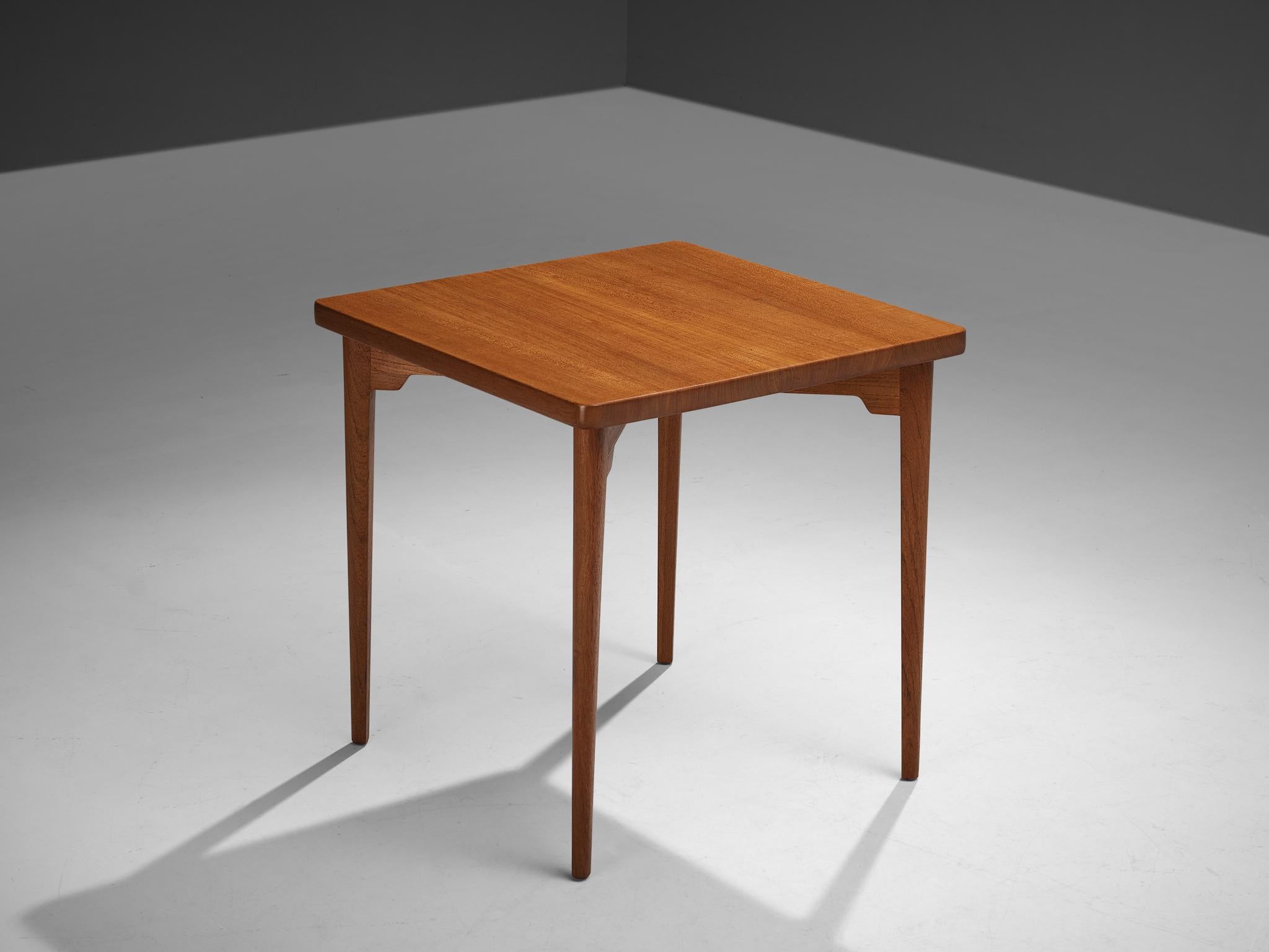 Palle Suenson, table, teak, Denmark, c. 1940  

Striking Scandinavian Modern table by Danish architect and designer Palle Suenson (1904-1987). This particular table is specifically designed for the new office building of Aarhus Oil Fabrik A/S,