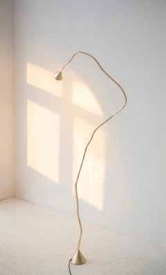 Pallucco Papiro Gold Floor Lamp H 270 cm (106.3 in) – design Sergio Calatroni