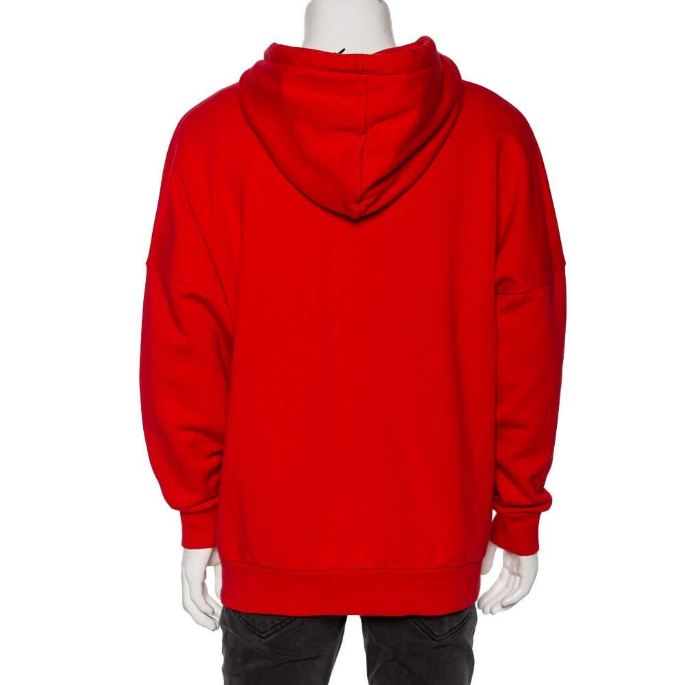 Que vous souhaitiez faire des sorties décontractées avec vos amis ou simplement vous prélasser, ce sweat à capuche Palm Angels est une pièce polyvalente et peut être stylisée de nombreuses façons. Elle a été réalisée à partir de matériaux haut de