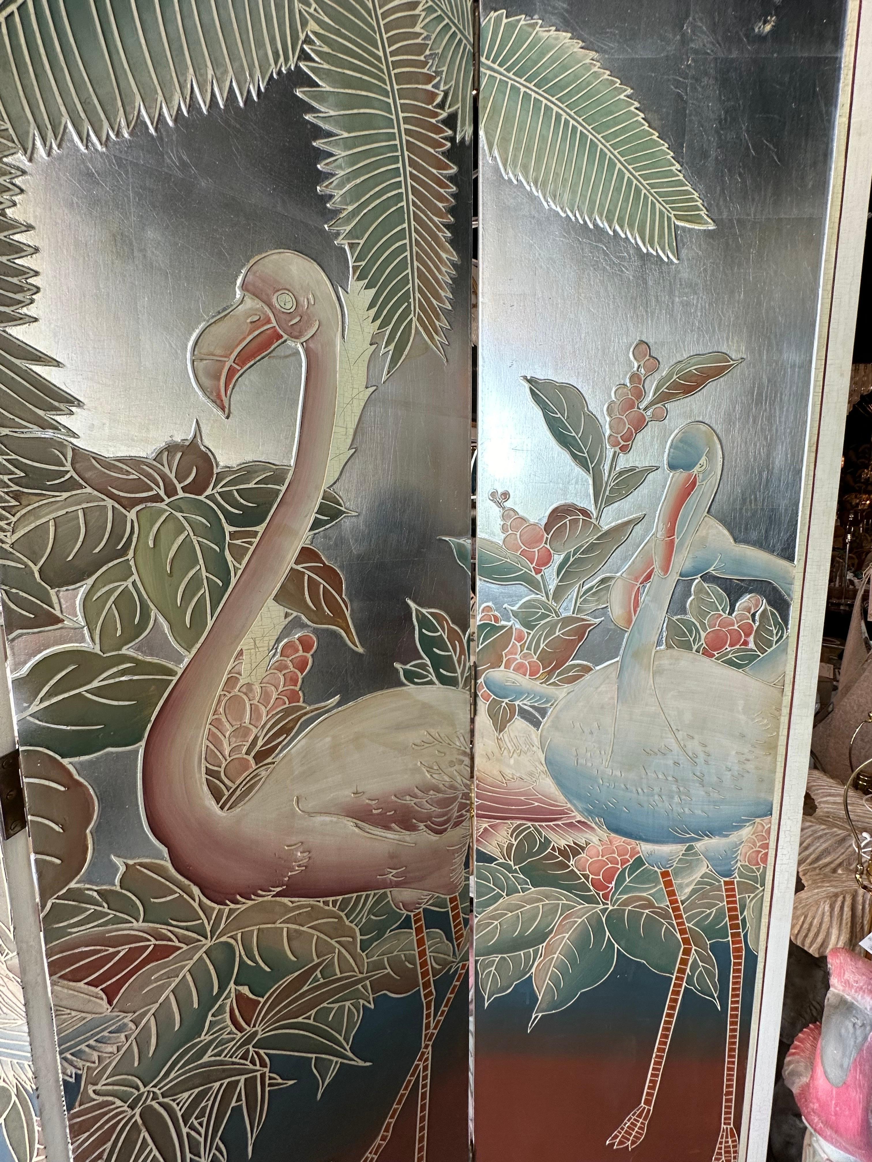 Feuille d'argent  Paravent de Palm Beach avec oiseaux flamants peints en feuilles d'argent Diviseur de pièce 4 panneaux en vente