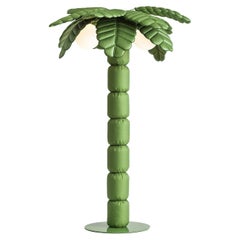 Lampadaire rembourré vert Palm Beach,thérapie pour animaux par Atelier Biagetti