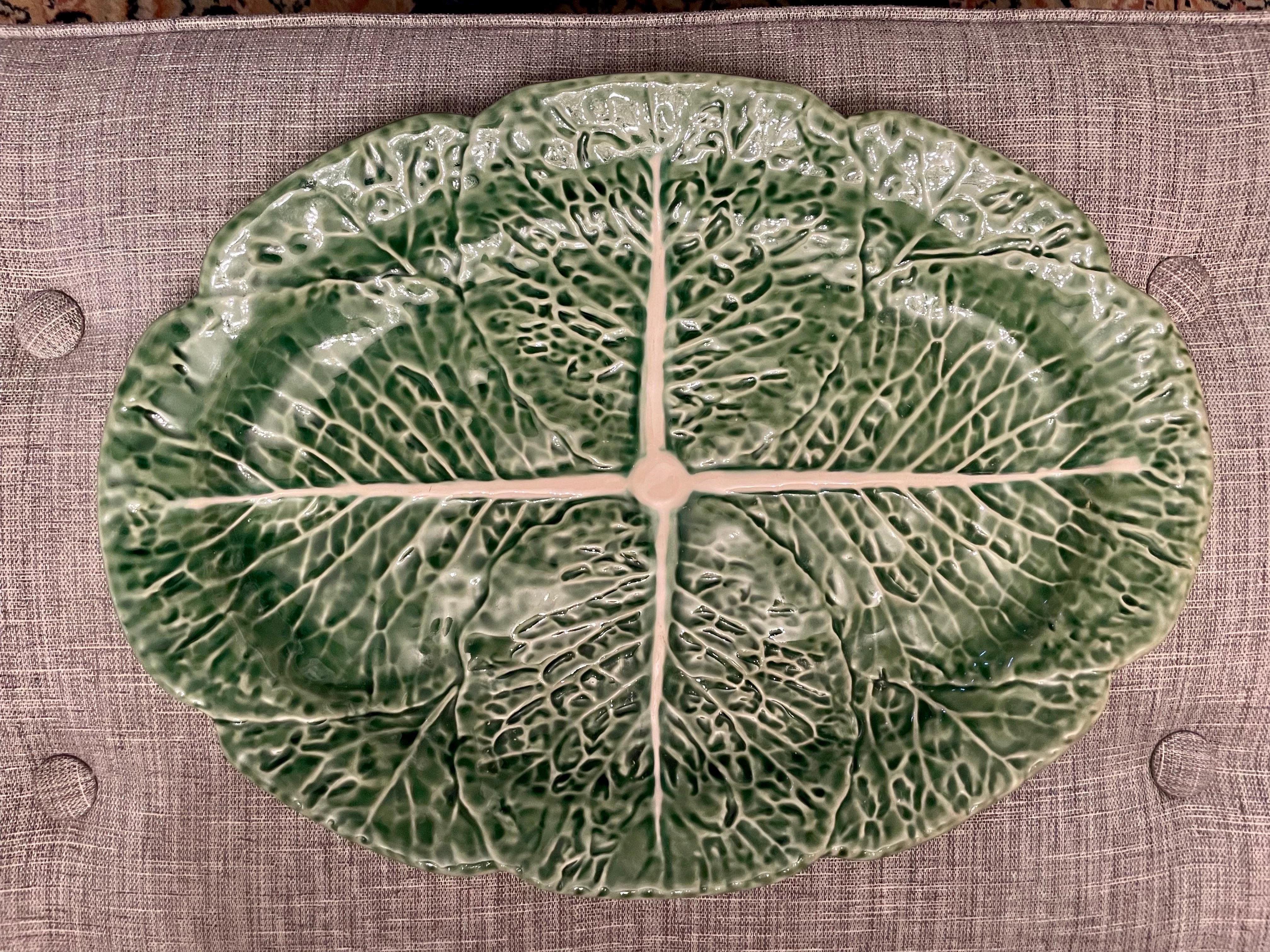 Palm Beach Style Cabbage Platter Set Bordallo Pinheiro, Portugal In Good Condition In New York, NY