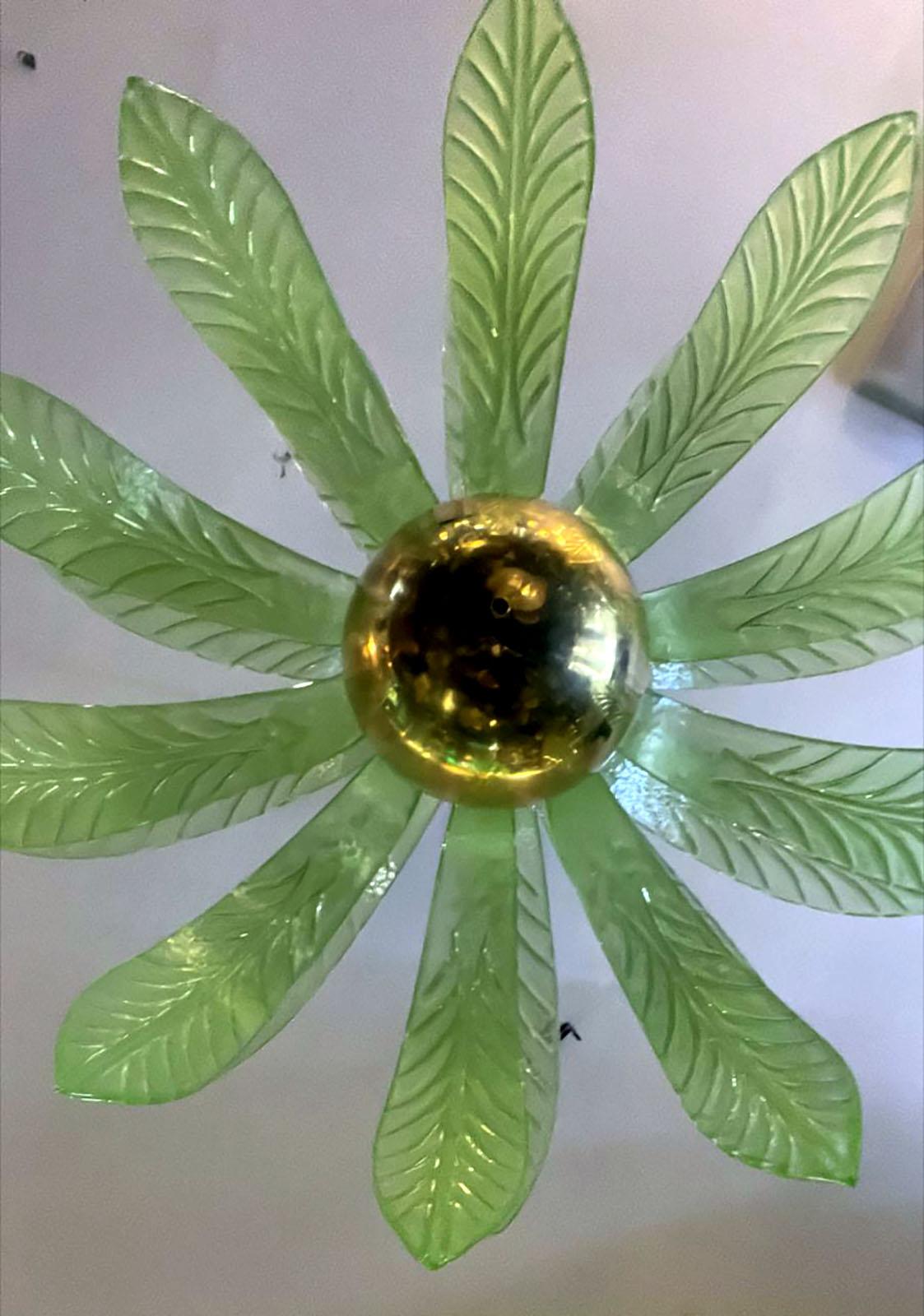 European Palm Leaves Murano Glass and Brass Chandelier, Mid-Century Modern, Italy, 1980s