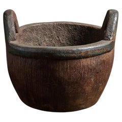 Palm Pot with Handles