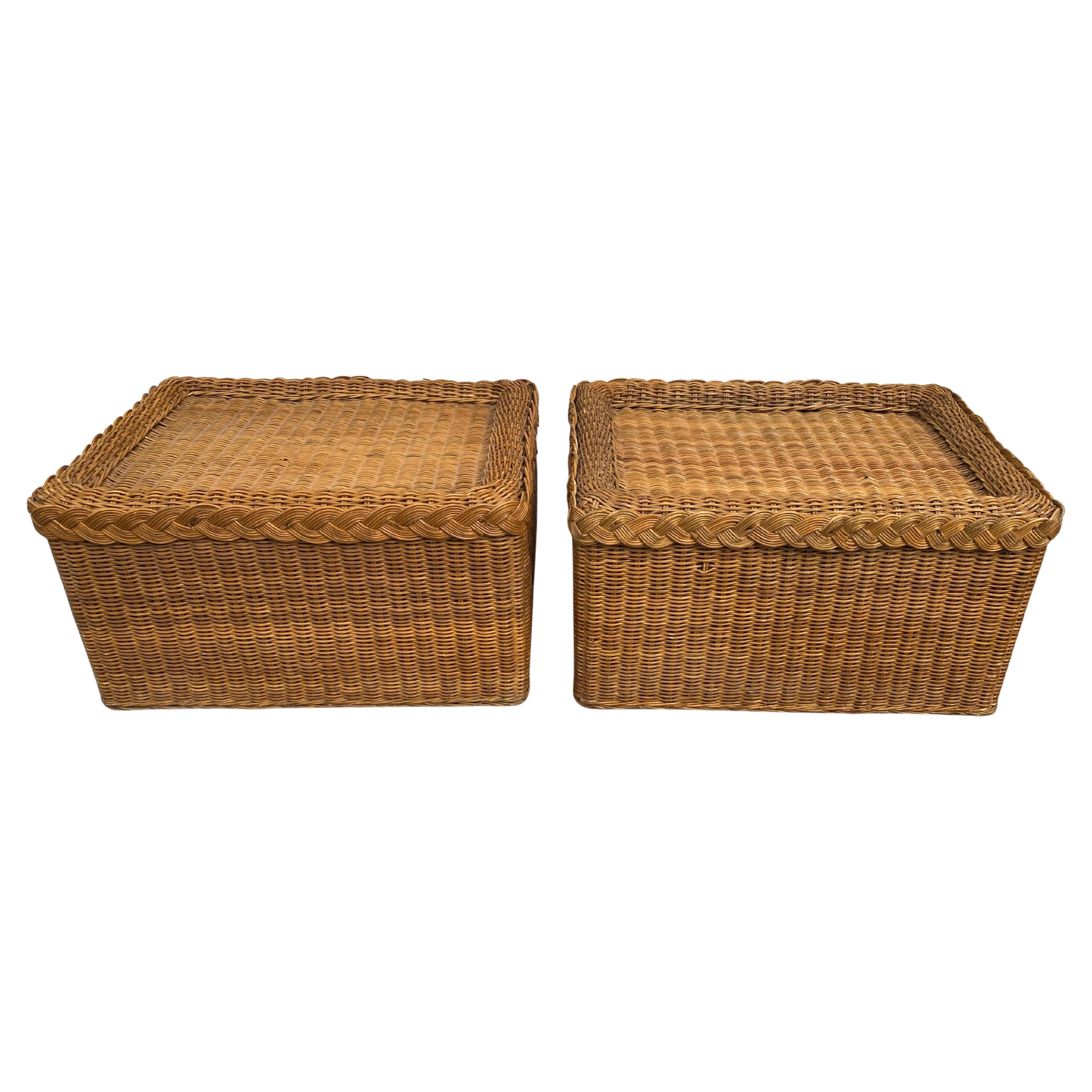 Tessuto a mano Palm Regency Style Braided Wicker Rattan Ottoman Benches, Pair in vendita