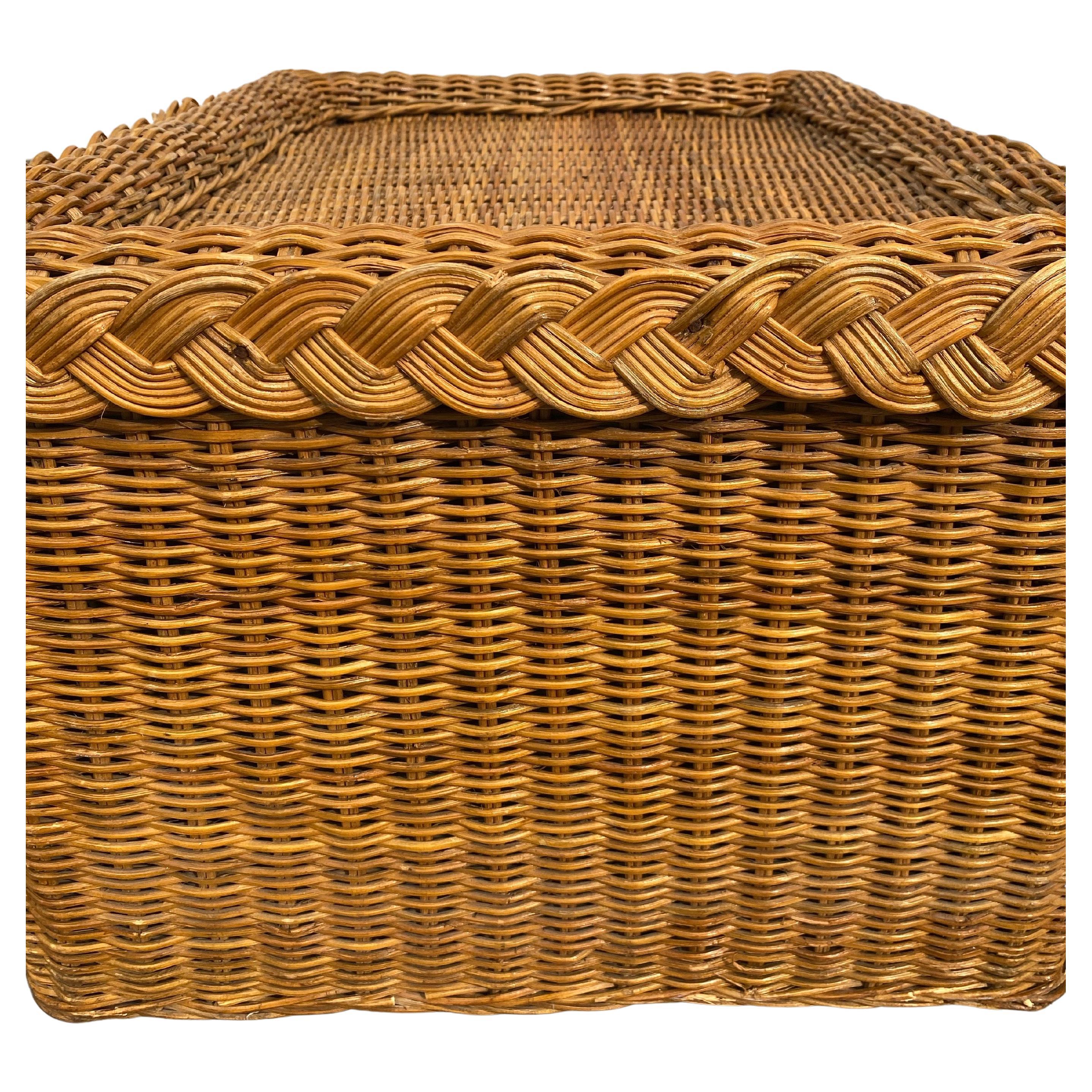 XX secolo Palm Regency Style Braided Wicker Rattan Ottoman Benches, Pair in vendita