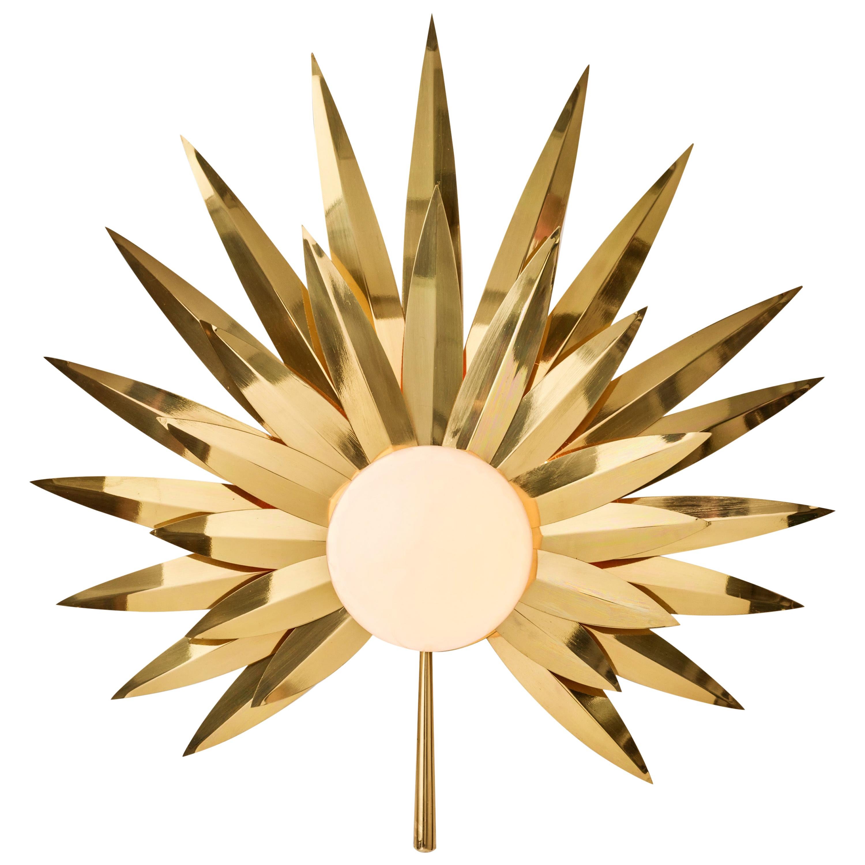 Gold 21st Century Brass Hand-Crafted Palm Sconce Wall Light For Sale