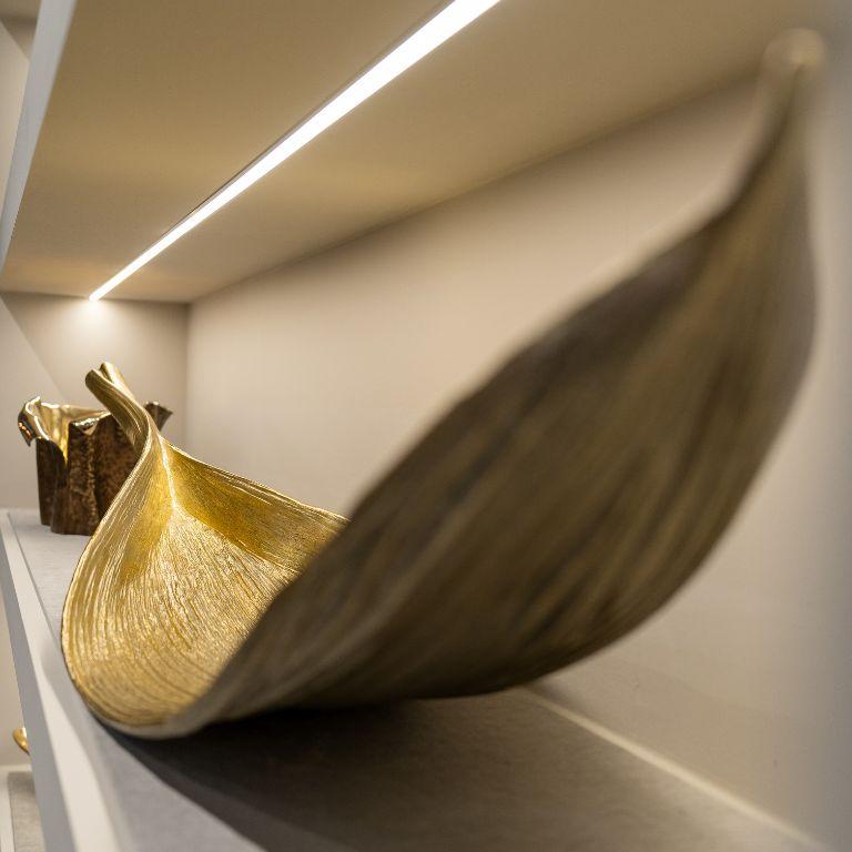 Palm - Plateau poli sculptural avec design/One naturel en vente 6