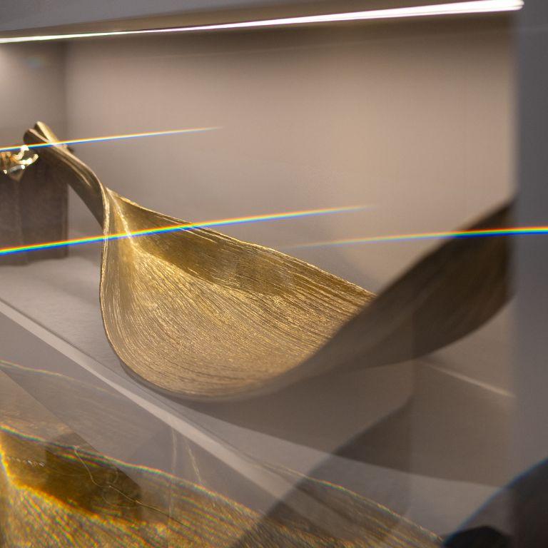 Palm - Plateau poli sculptural avec design/One naturel Neuf - En vente à Porto, PT