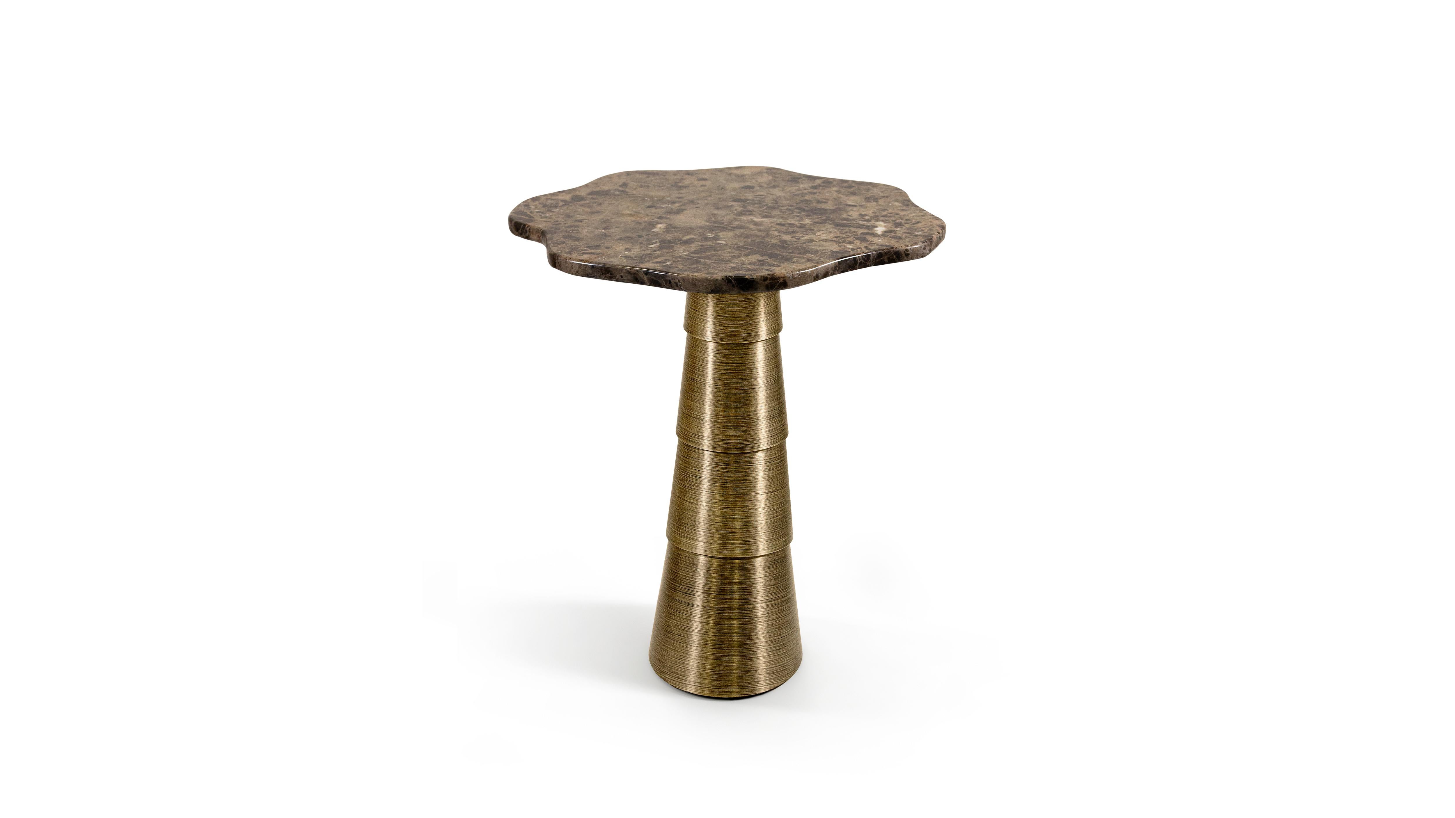 Moderno Tavolino Palm, Imperatore scuro e ottone, InsidherLand di Joana Santos Barbosa in vendita