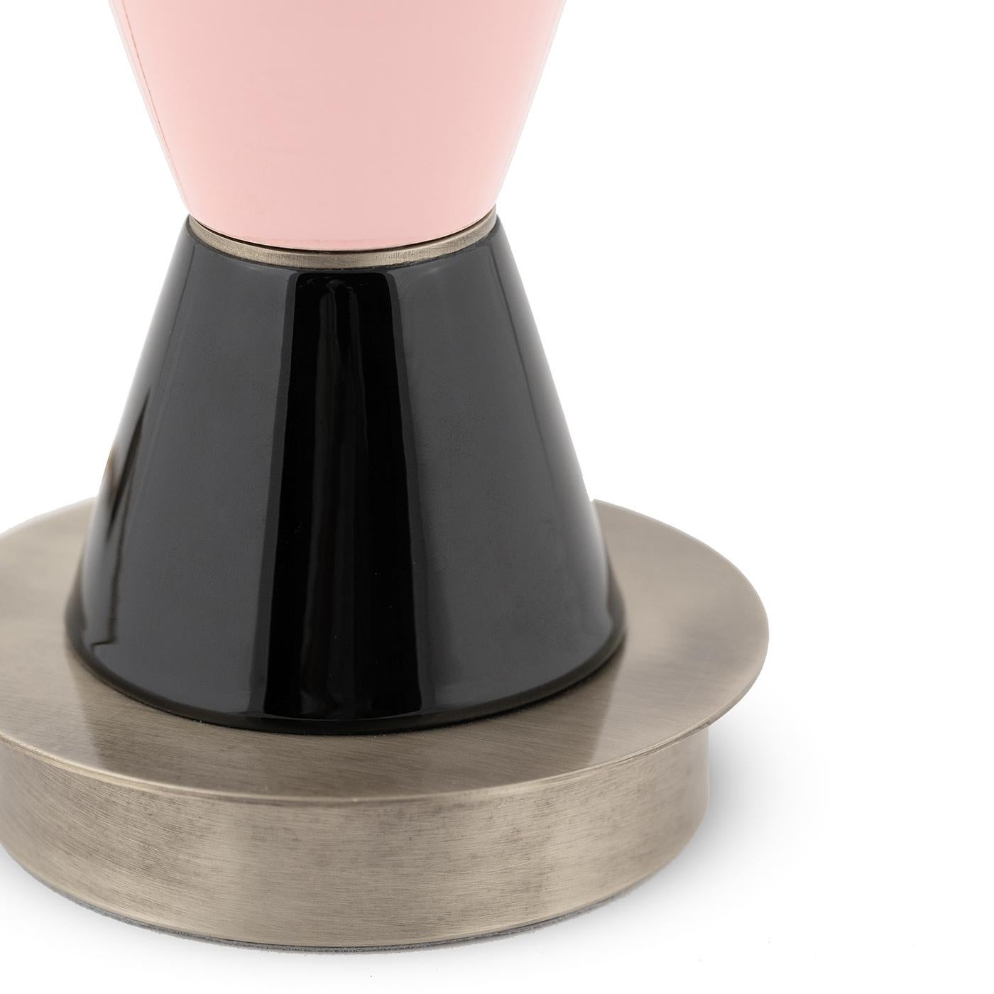 Palm Pequeña Lámpara de Mesa Negra y Rosa Siglo XXI y contemporáneo en venta