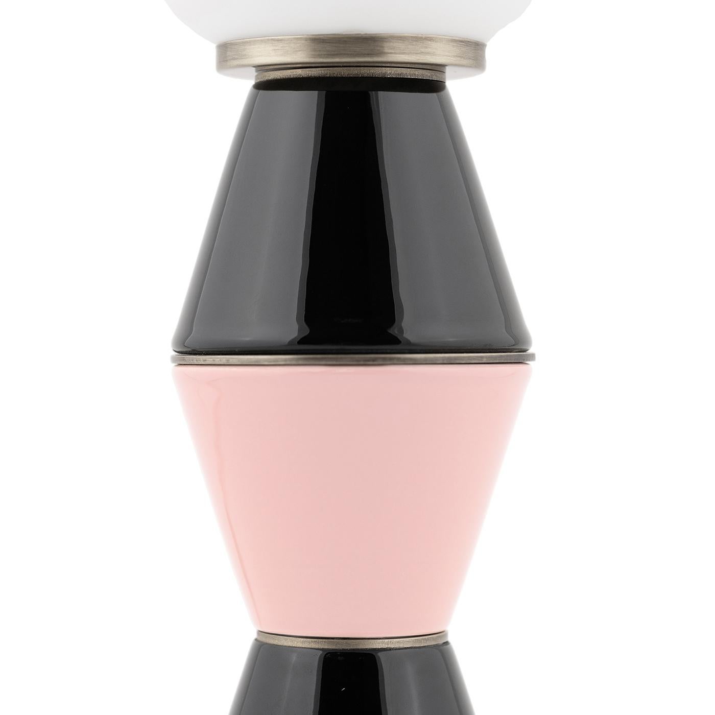 Palm Pequeña Lámpara de Mesa Negra y Rosa en venta 3