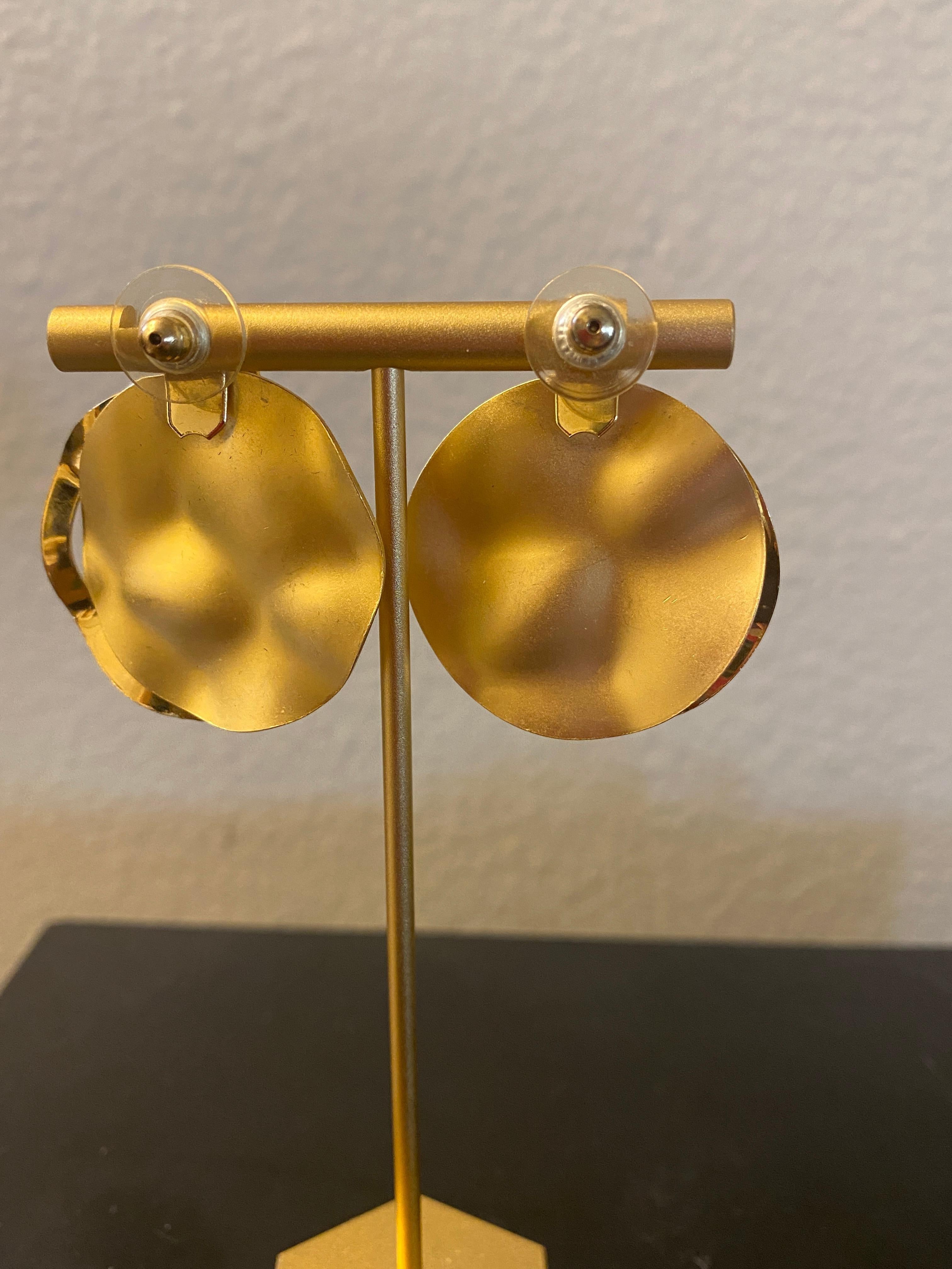 Modernist Palm Springs Fashionista Curated Vintage Earring Collection 1950s-2000 #20/100 For Sale