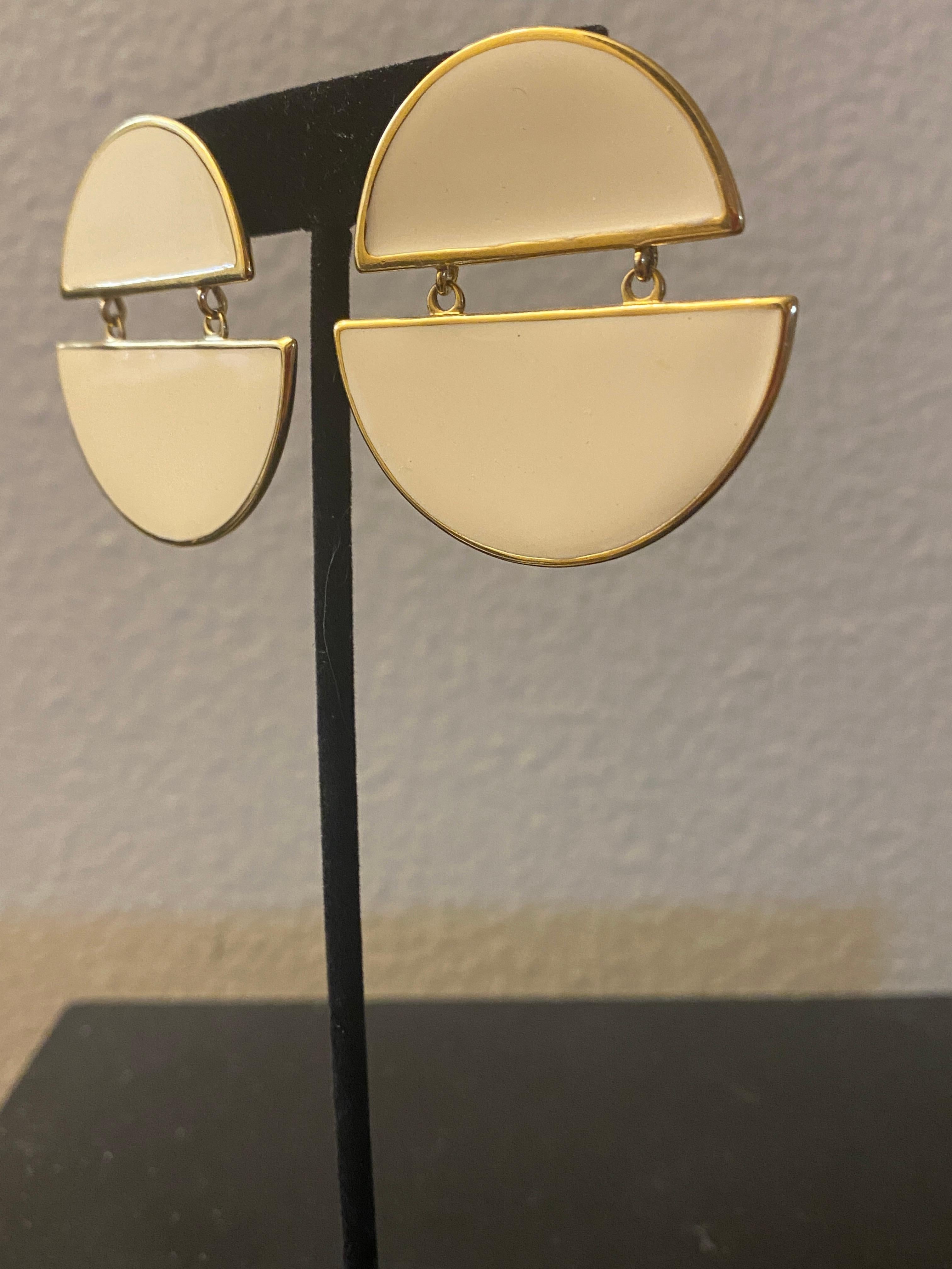 Modern Palm Springs Fashionista Curated Vintage Earring Collection 1950s-2000 #21/100 For Sale
