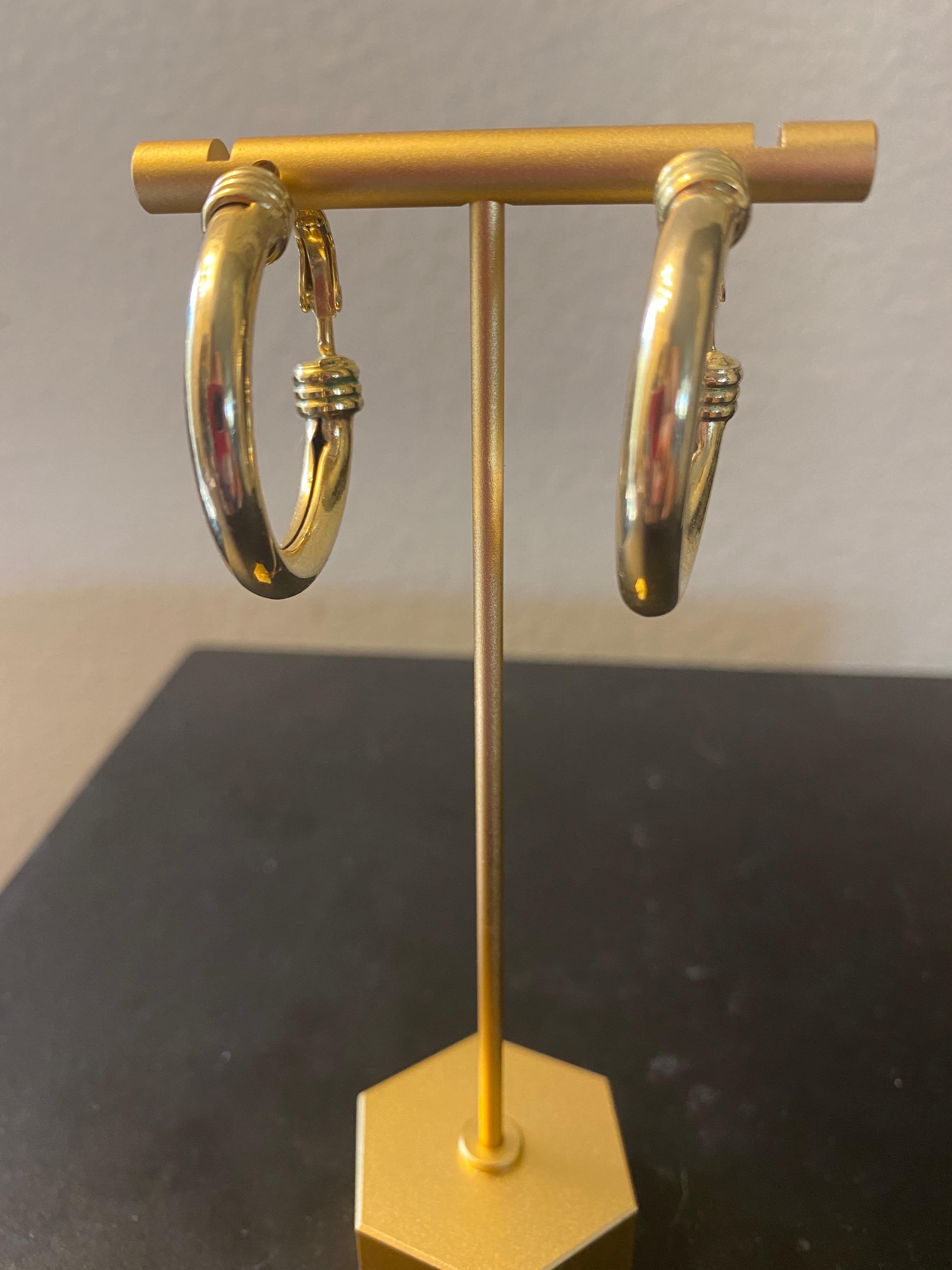 Women's Palm Springs Fashionista Curated Vintage Earring Collection 1950s-2000 #23/100 For Sale