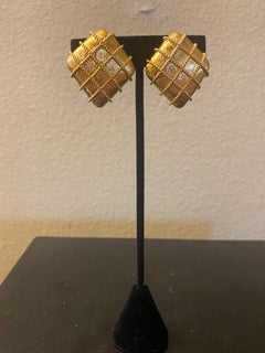 St.John 2000s Glam Quilted Box Clip-On Earrings PSF Vintage Collection