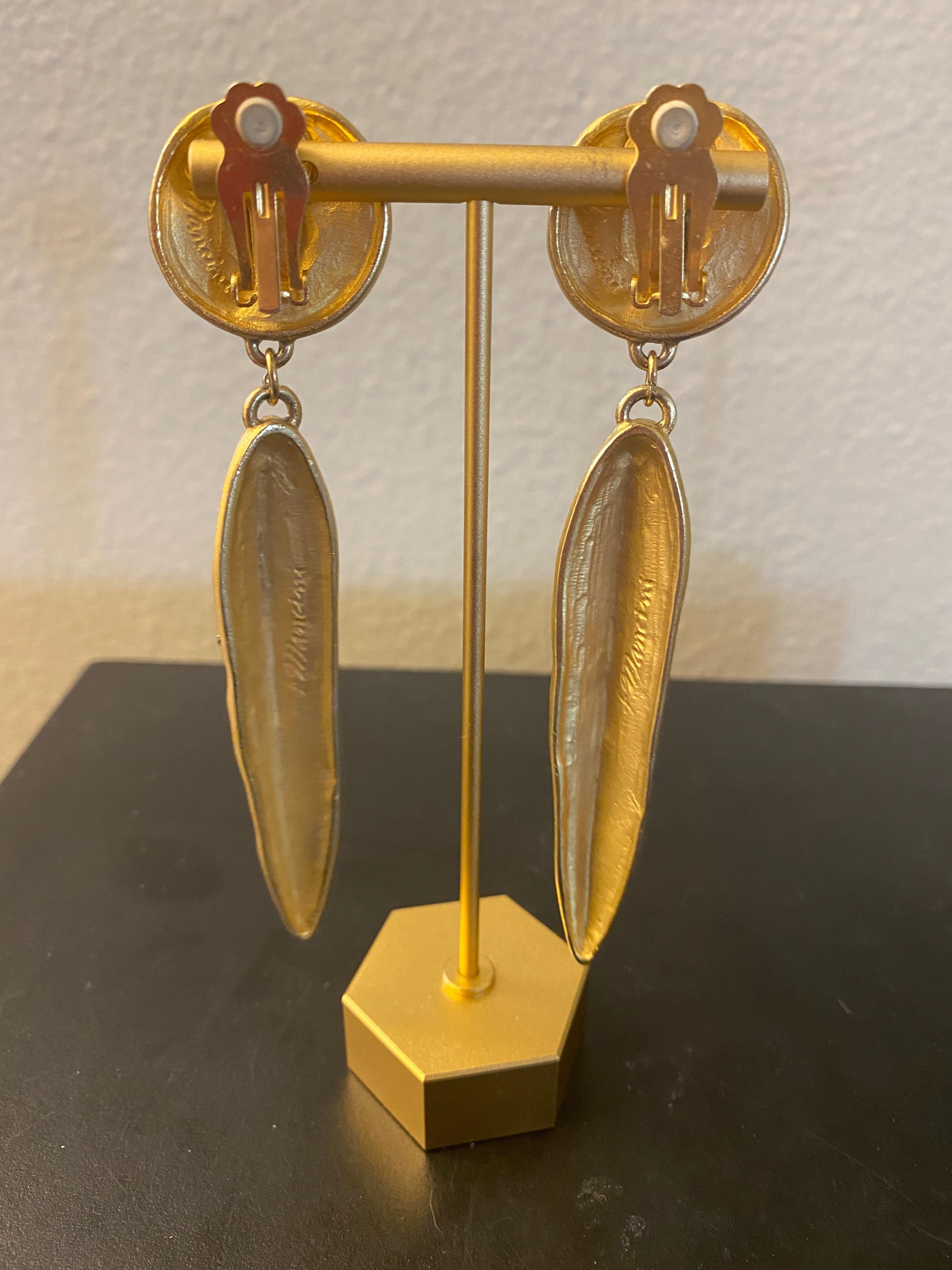 Palm Springs Fashionista Curated Vintage Earring Collection 1950s-2000 #5/100 For Sale 2