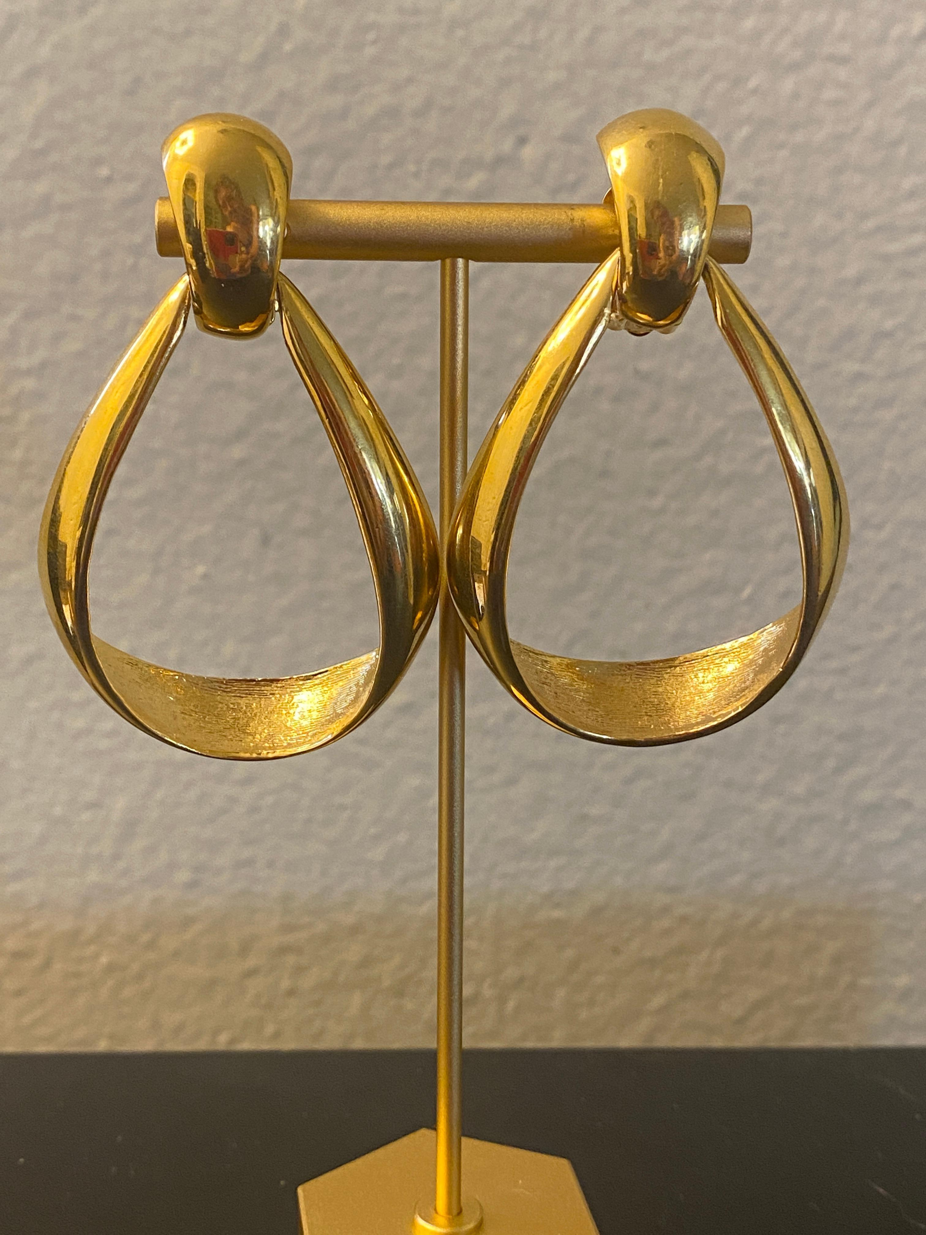 Modern Palm Springs Fashionista Curated Vintage Earring Collection 1950s-2000 #7/100
