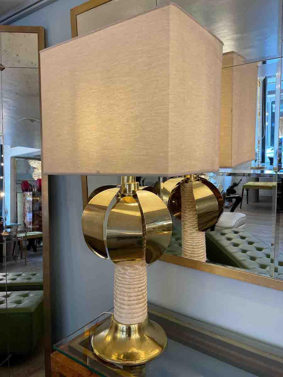 20ième siècle Lampe de table en forme de palmier dorée et blanche, signée Spark, 1970 en vente