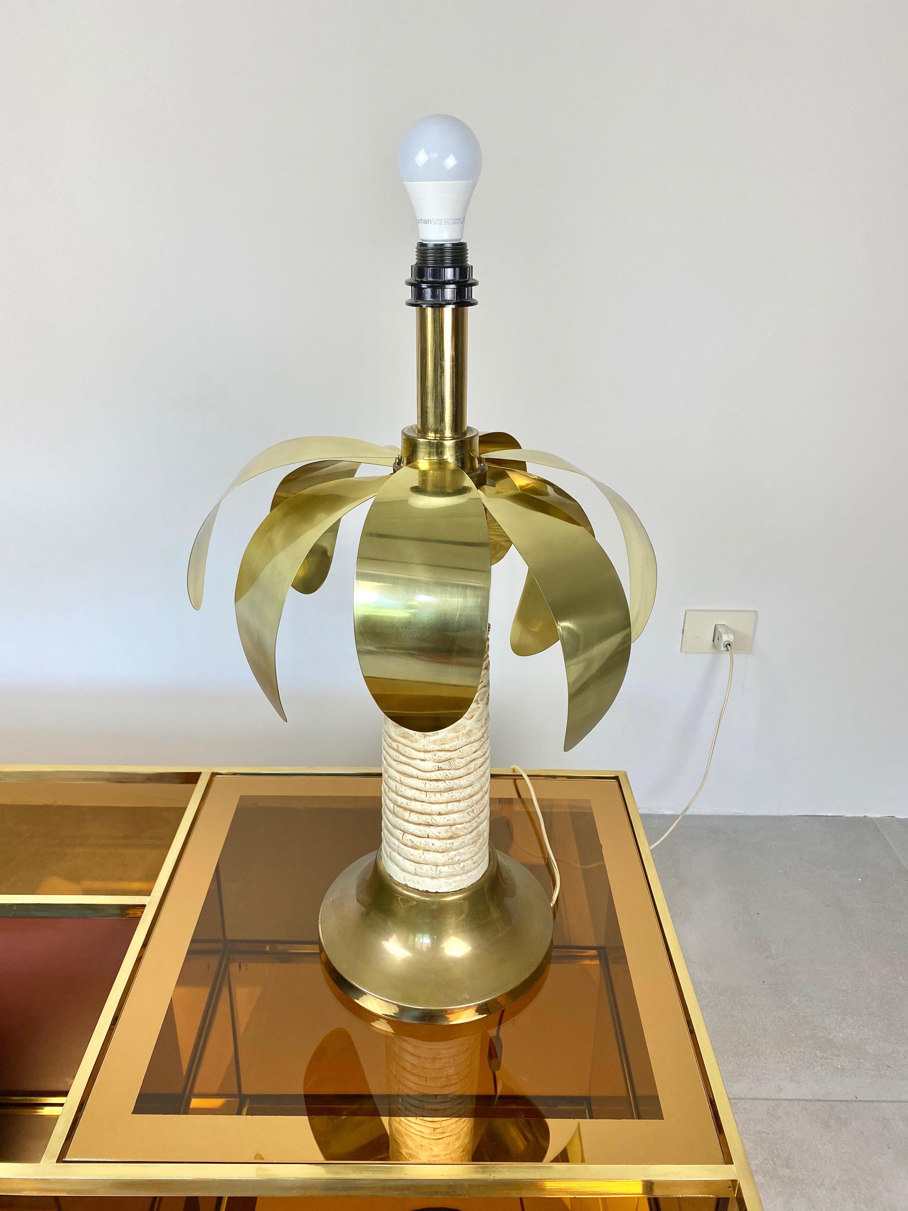 Table lamp in the shape of a palm tree with brass leaves and white resin trunk, 1970s.