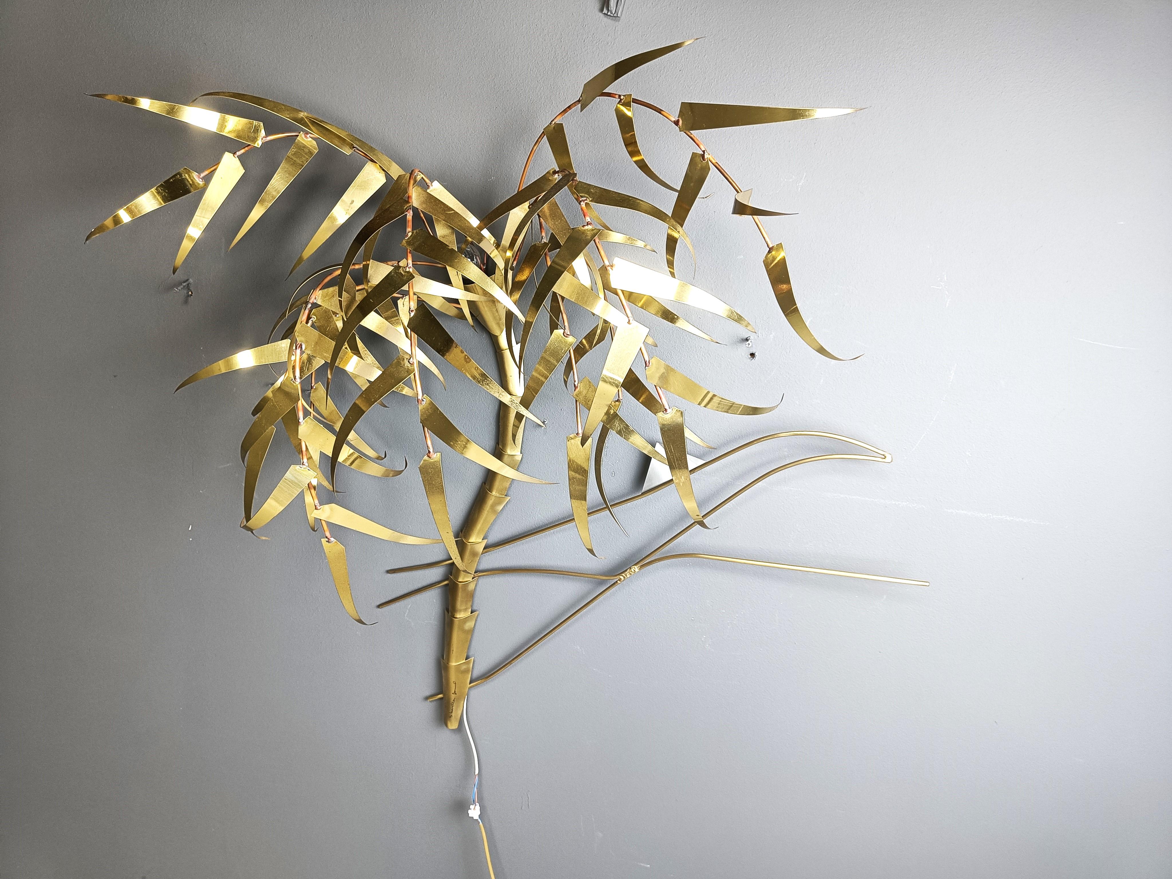 Hollywood Regency Palm tree wall light by Daniel D'Haeseleer, 1970s For Sale
