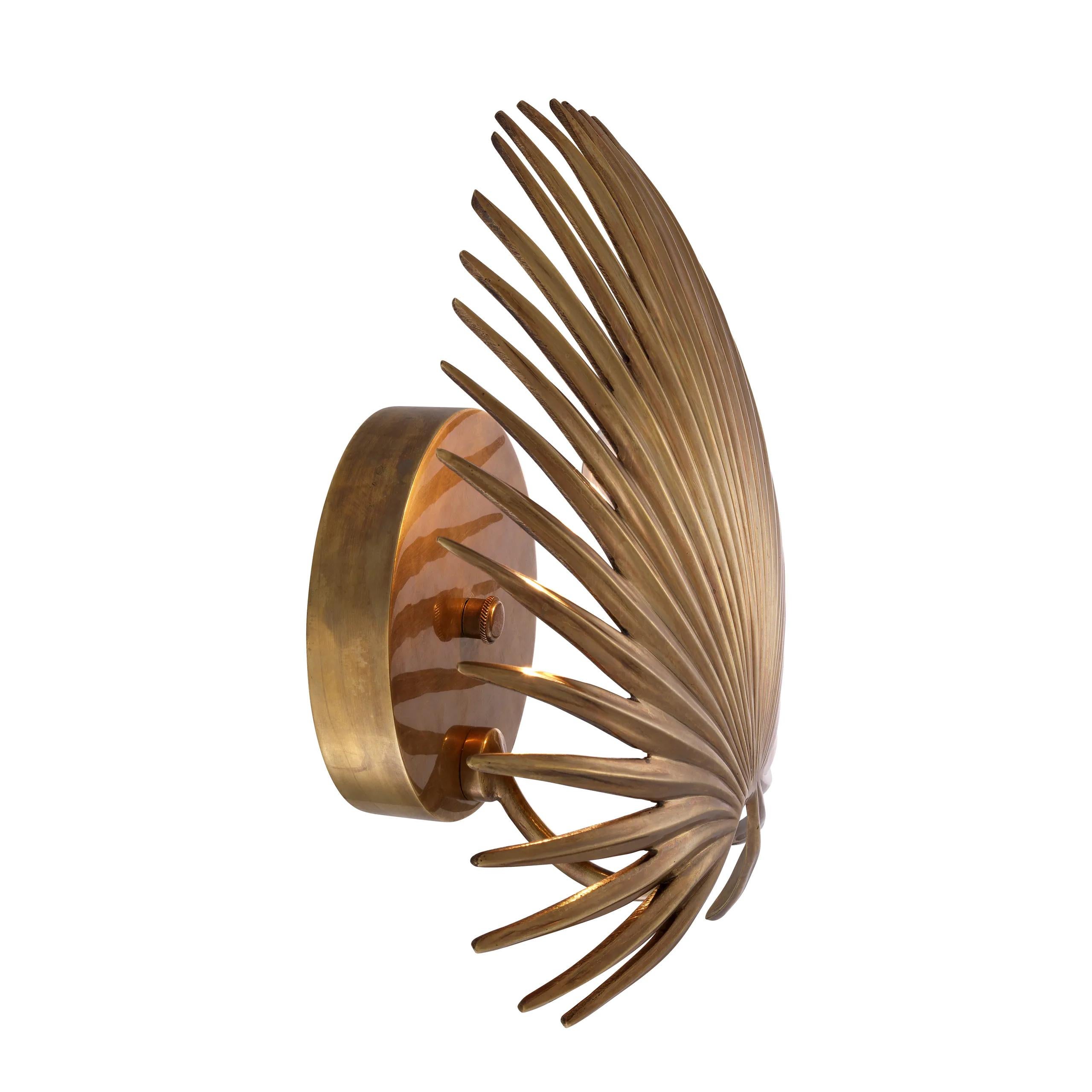 Indian Palma Brass Wall Lamp For Sale