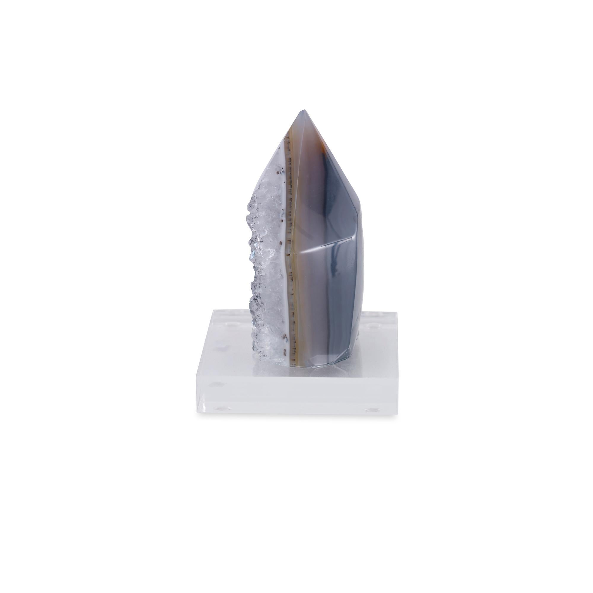 Modern Palmas Sculpture in Natural Agate Stone by Curatedkravet