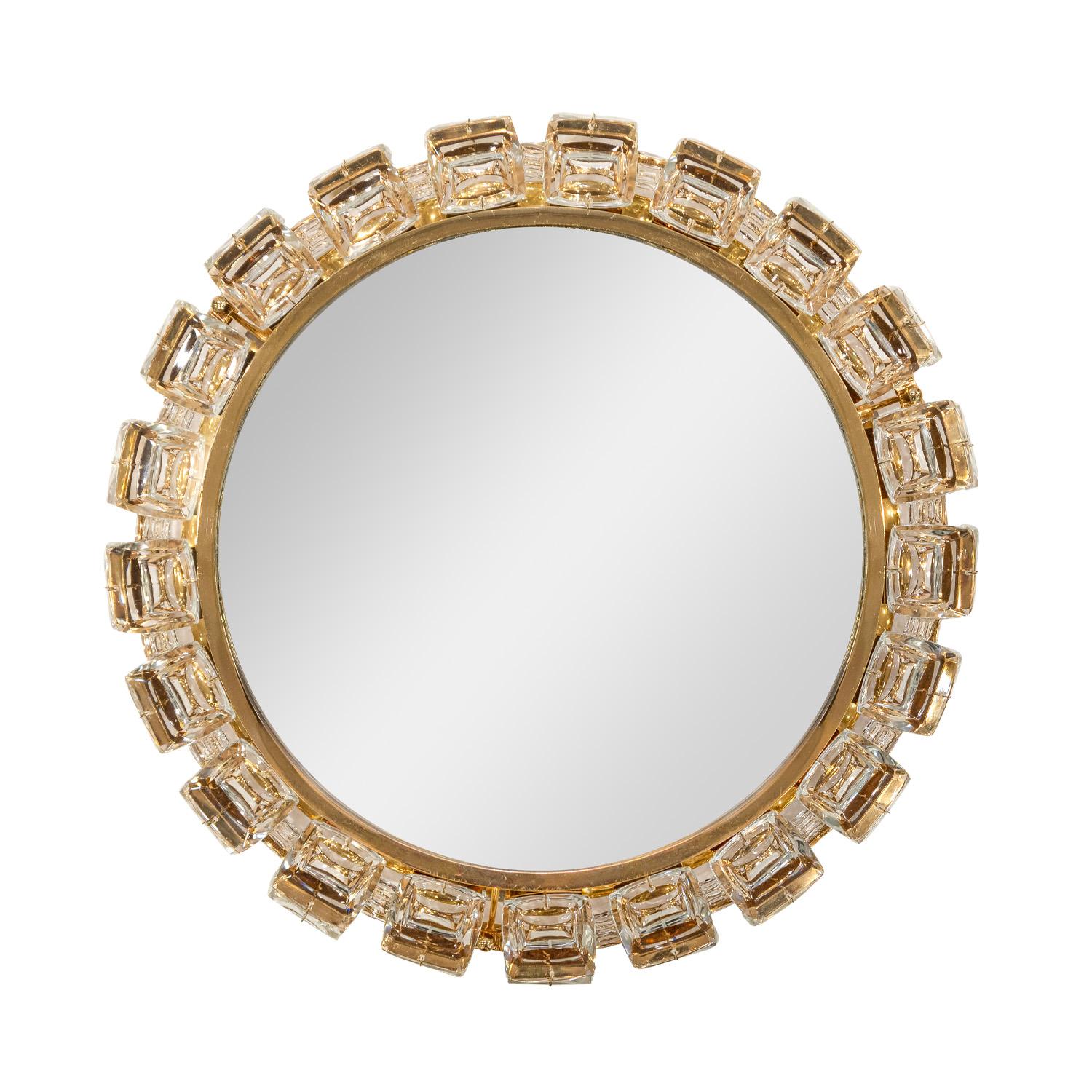 Stunning wall mounted illuminating circular mirror model No. 2349 in 24 karat gold-plated brass with molded crystals around the perimeter by Palme & Walter, Germany 1960s (signed with original label on back). This mirror is extremely luxurious and
