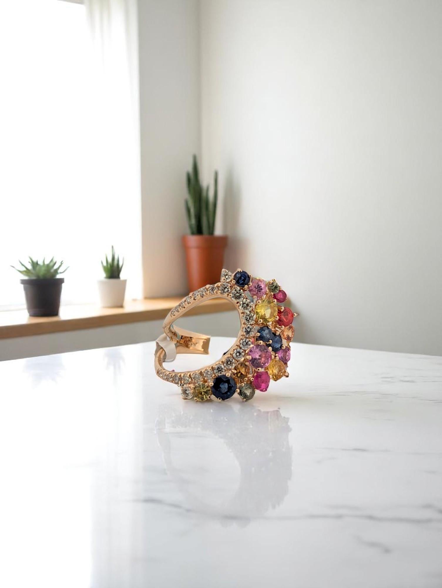 Modern Palmer  14k Yellow Gold Ring with 2.20 ct Multi-Colored Sapphires For Sale