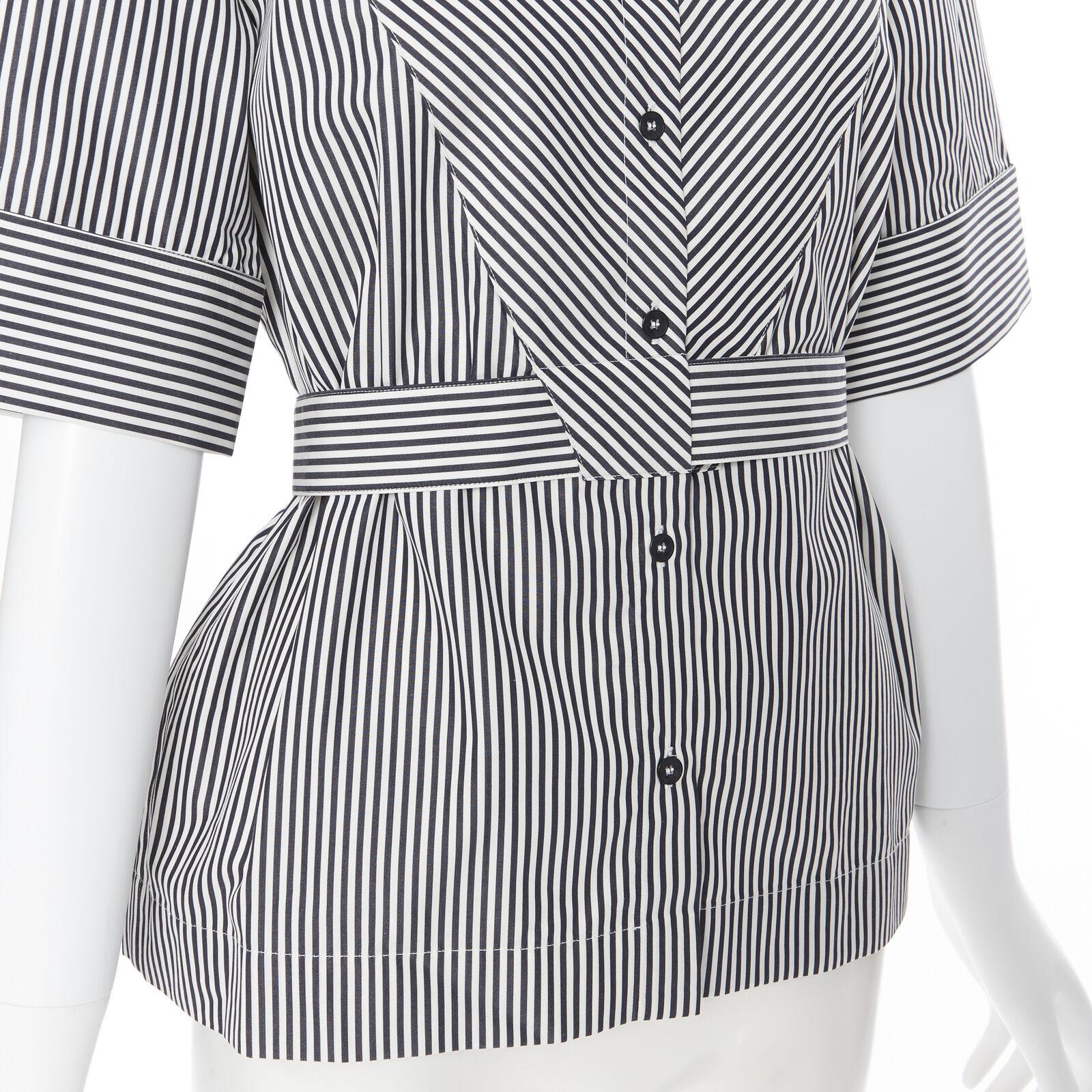 PALMER HARDING 100% cotton navy white contrast stripe cinched waist shirt UK6 XS
Reference: SNKO/A00122
Brand: Palmer Harding
Material: Cotton
Color: Navy, White
Pattern: Striped
Extra Details: 100% cotton. Navy and white stripe. Attached belt for