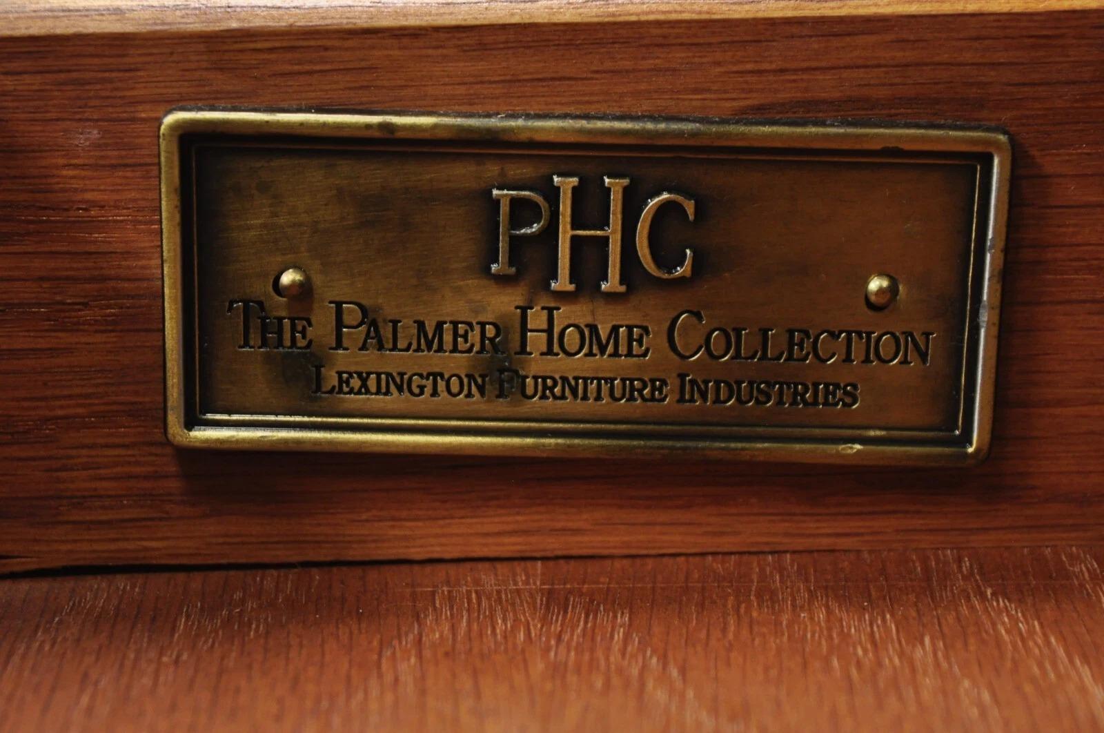 Palmer Home Collection Lexington Furniture Mahogany Bowfront Commode Nightstand In Good Condition For Sale In Philadelphia, PA