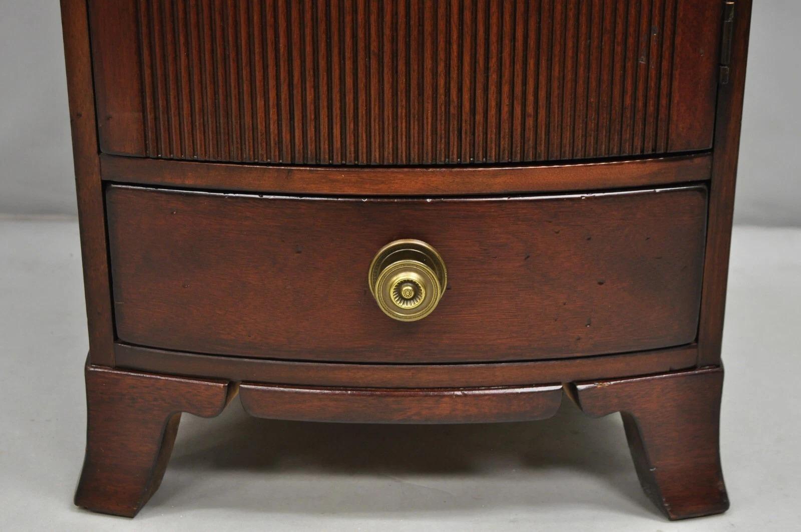 Palmer Home Collection Lexington Furniture Mahogany Bowfront Commode Nightstand For Sale 3