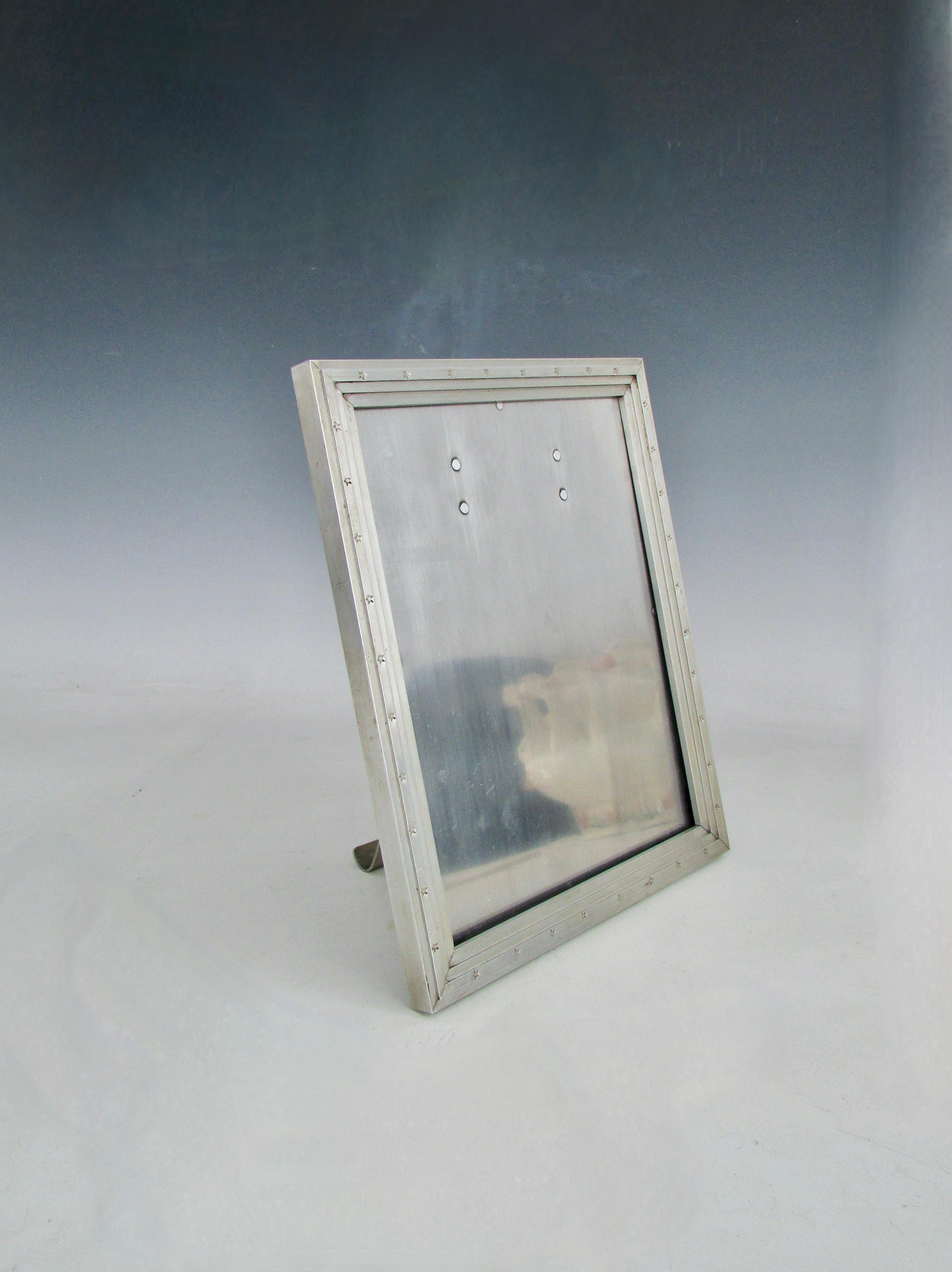 XX secolo Palmer Smith Art Deco Era Machine Age 8 x 10 Desk Top Cornice in Alluminio in vendita