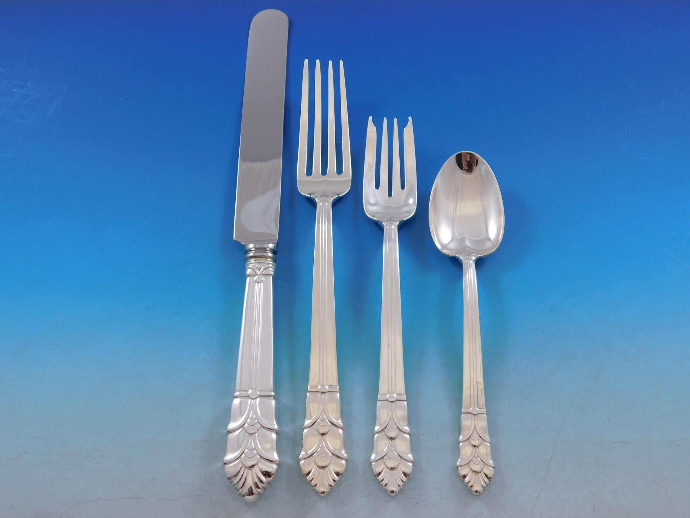 Palmette by Tiffany Co Sterling Silver Flatware Set Service 30 Pcs Dinner In Excellent Condition In Big Bend, WI