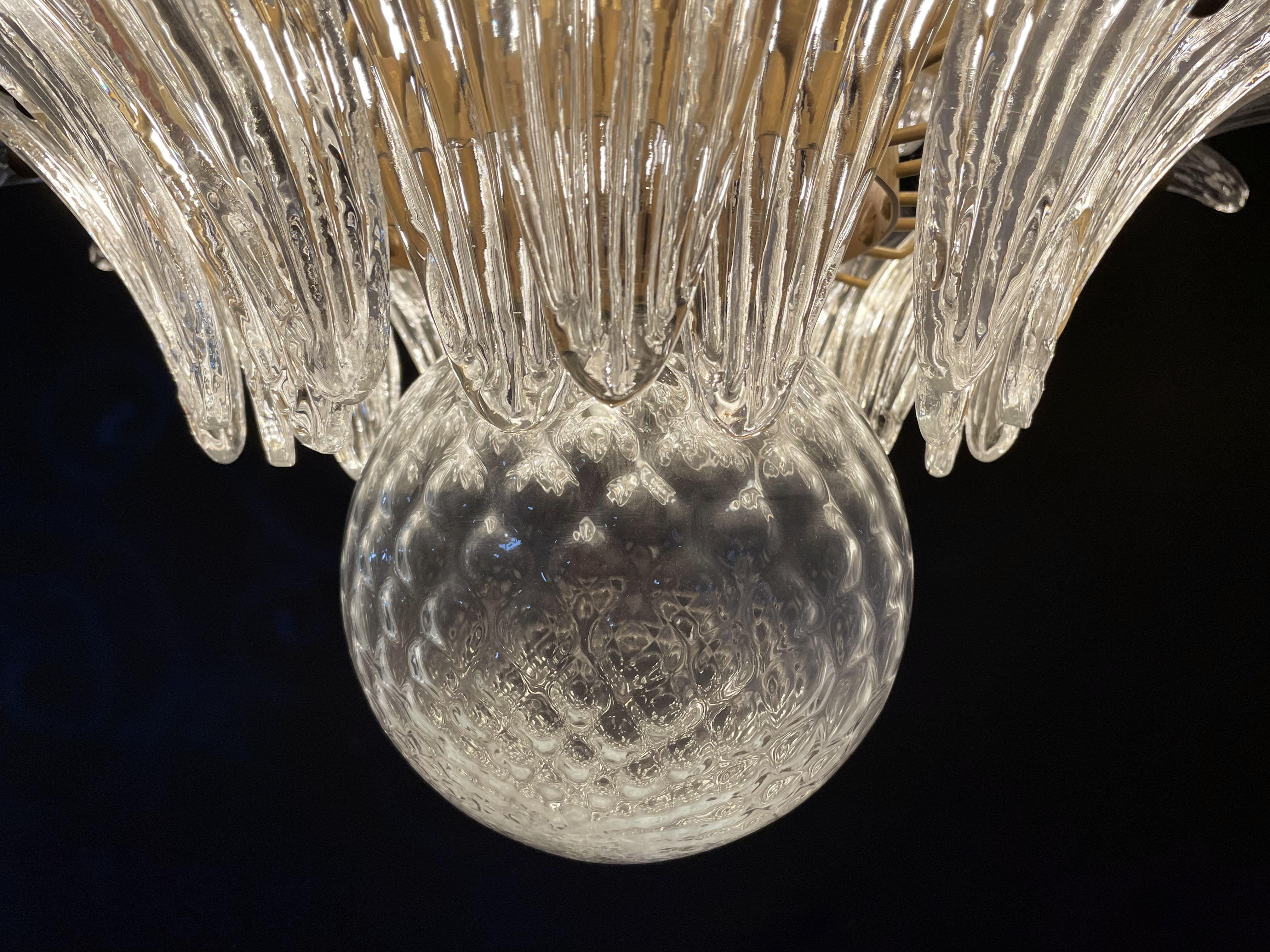 Plafonnier Palmette - quatre niveaux, 163 verres transparents en vente 3