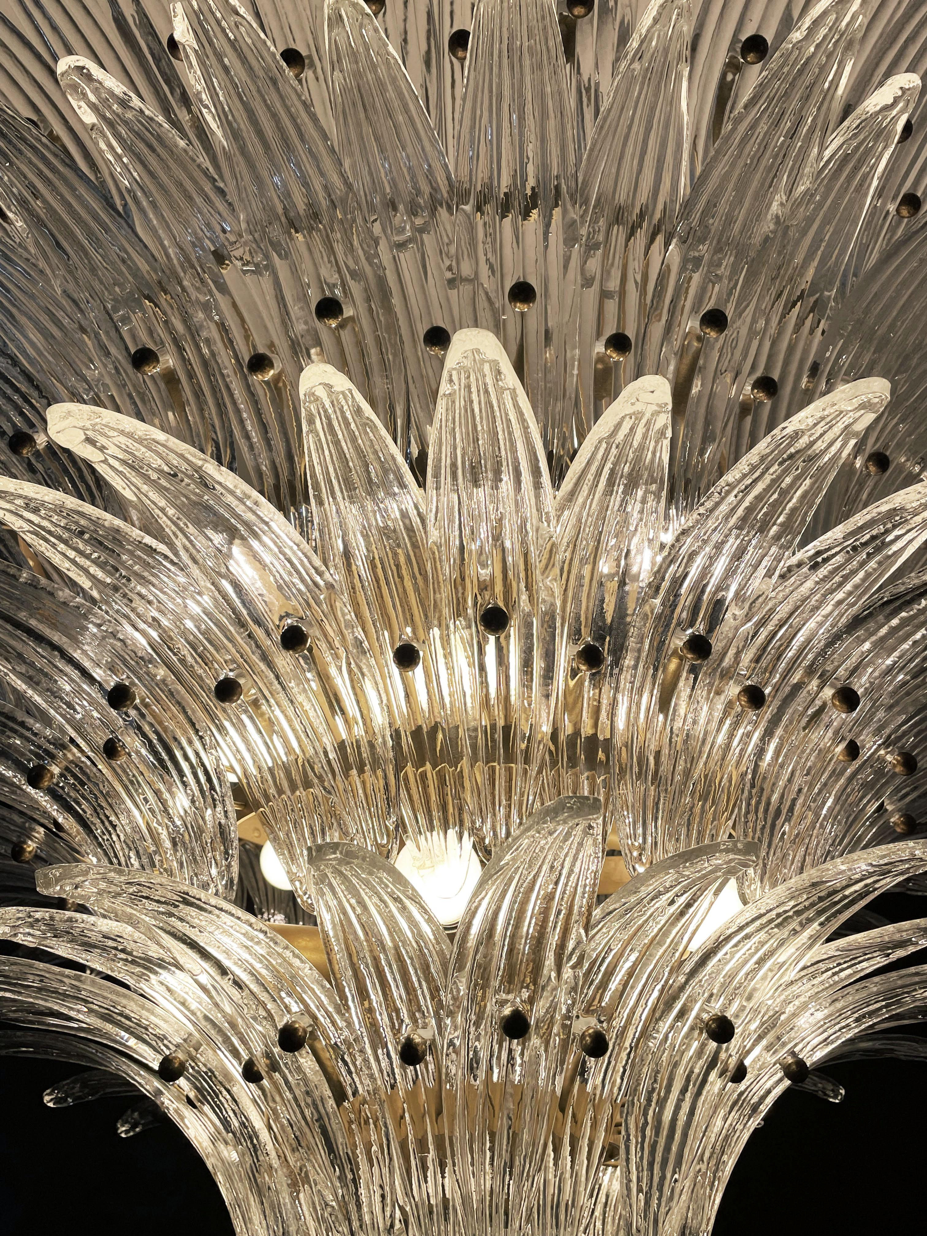 Plafonnier Palmette - quatre niveaux, 163 verres transparents en vente 4