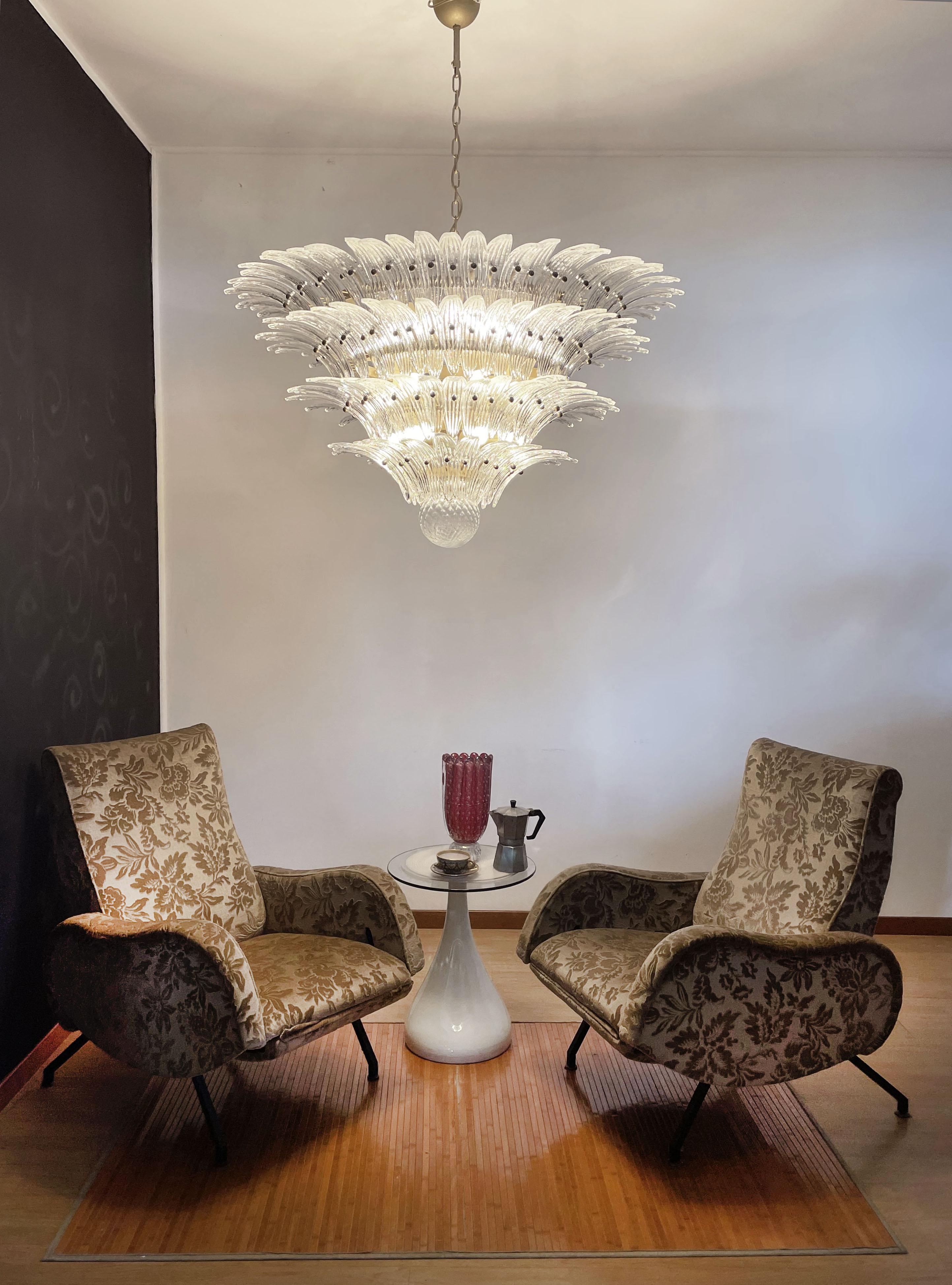 Plafonnier Palmette - quatre niveaux, 163 verres transparents Bon état - En vente à Gaiarine Frazione Francenigo (TV), IT
