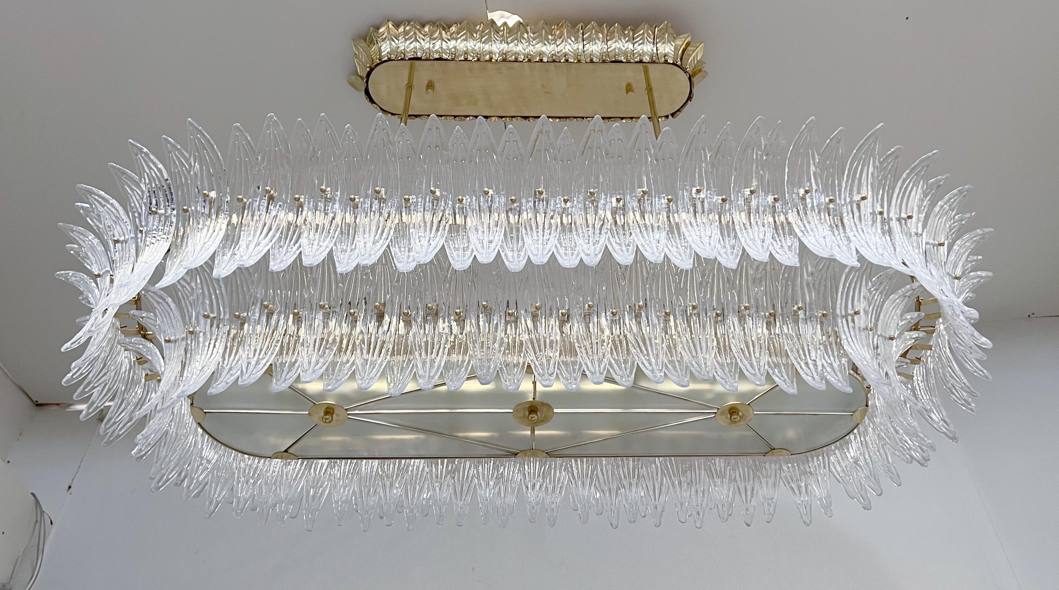 XXI secolo e contemporaneo Lampadario Palmette di Fabio Ltd in vendita