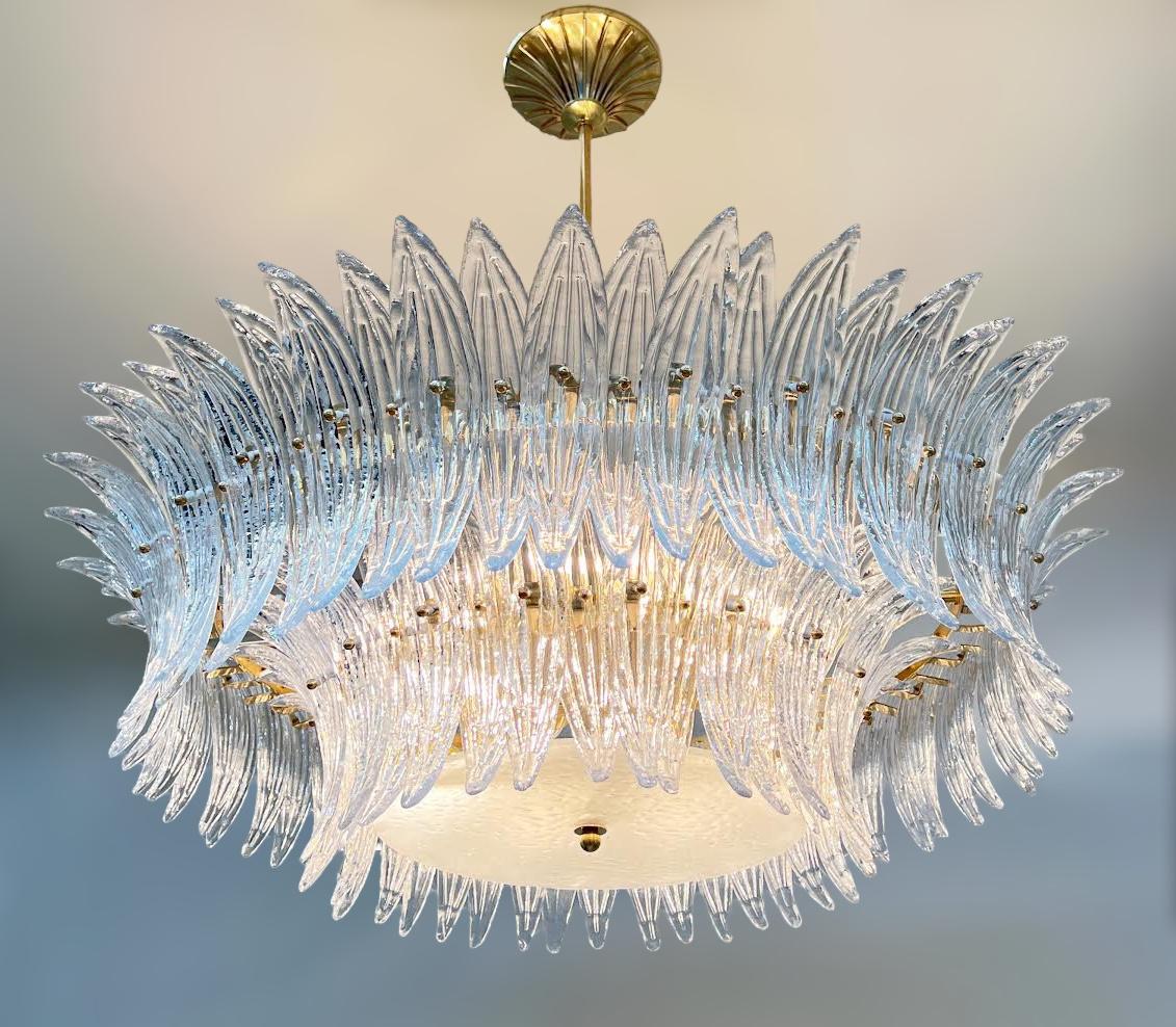Ottone Lampadario Palmette di Fabio Ltd in vendita