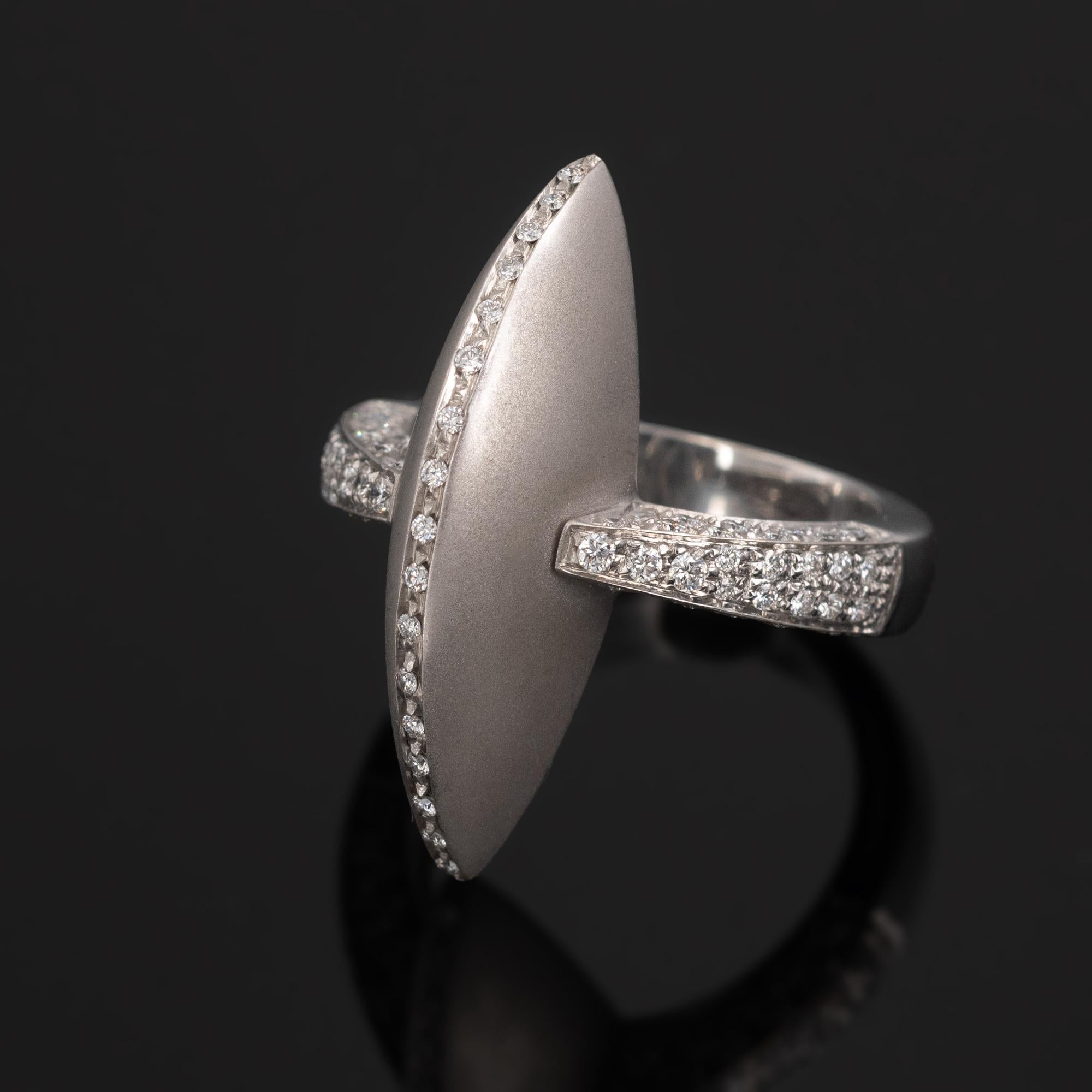 Modern Palmiero Diamond 18-Kt White Gold Ring For Sale