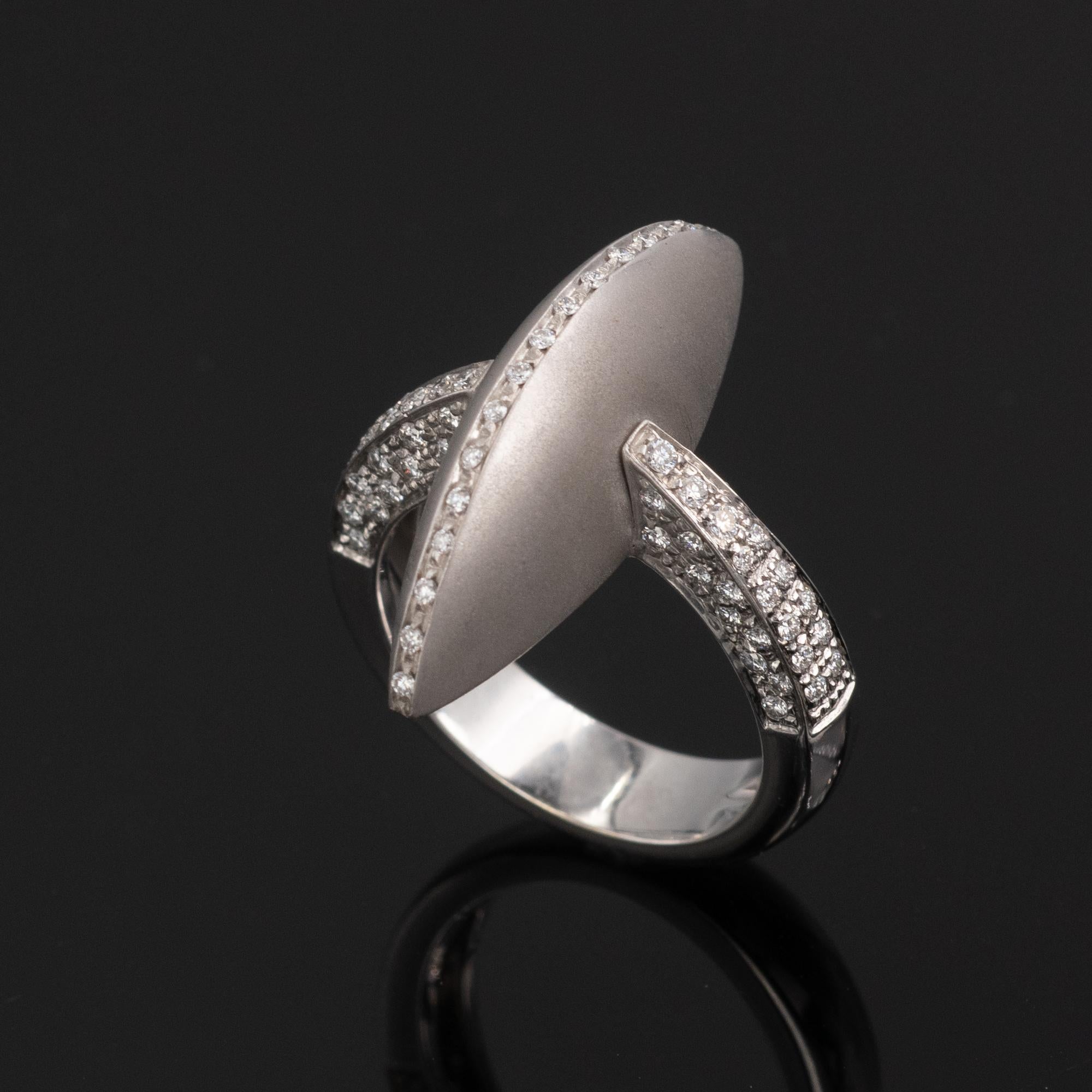 Brilliant Cut Palmiero Diamond 18-Kt White Gold Ring For Sale