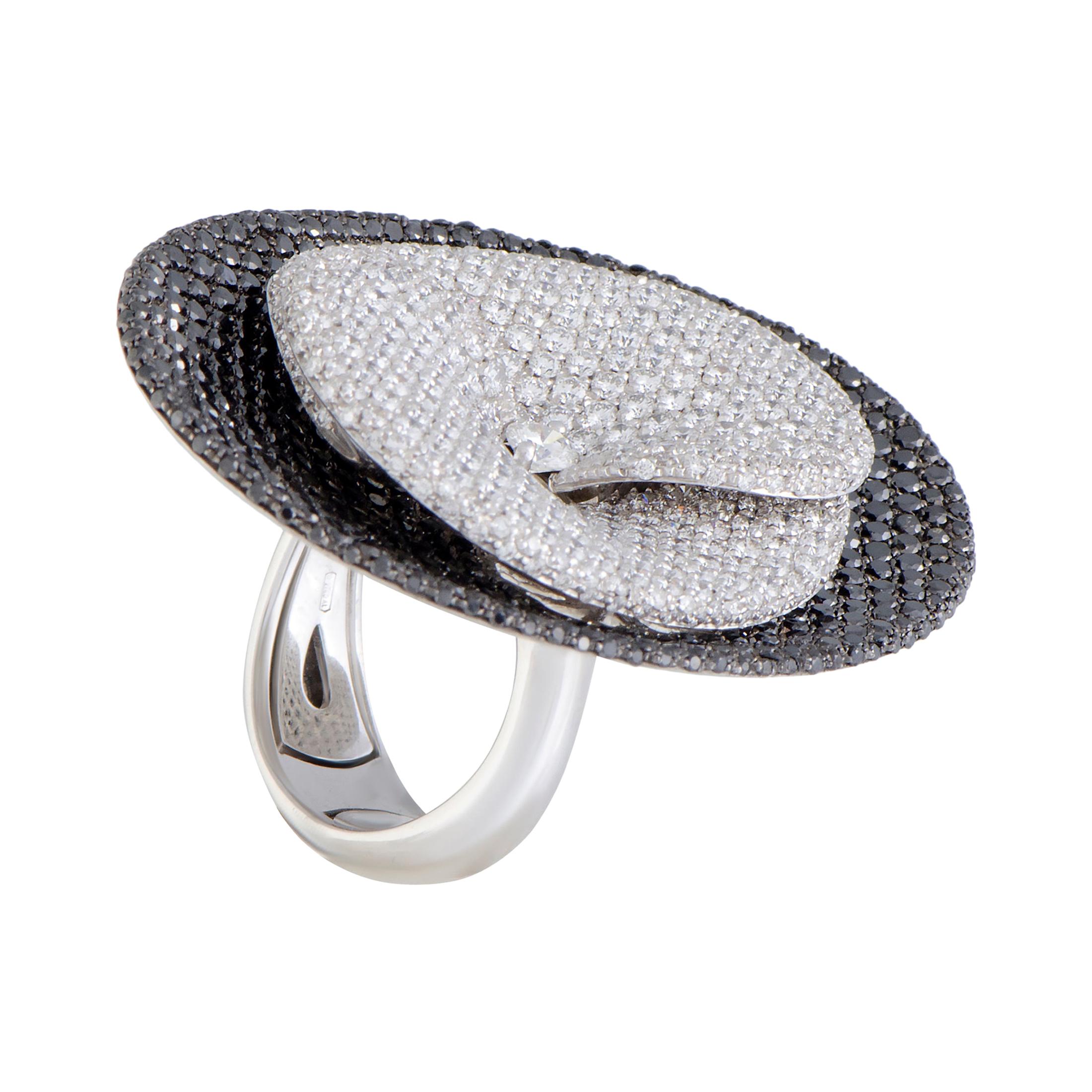 Palmiero White and Black Diamond Pave White Gold Cocktail Ring