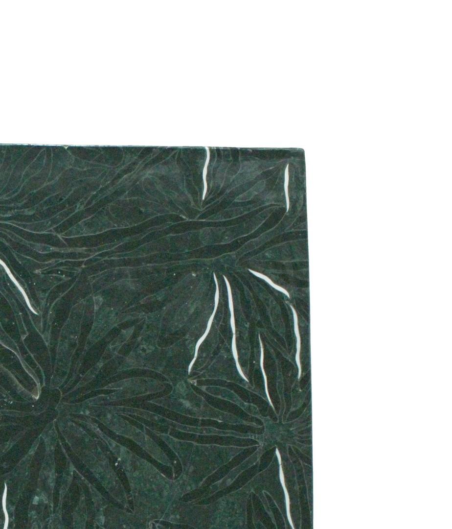 Palms-Tisch aus grünem Marmor Handgefertigt in Indien von Stephanie Odegard im Zustand „Neu“ im Angebot in New York, NY