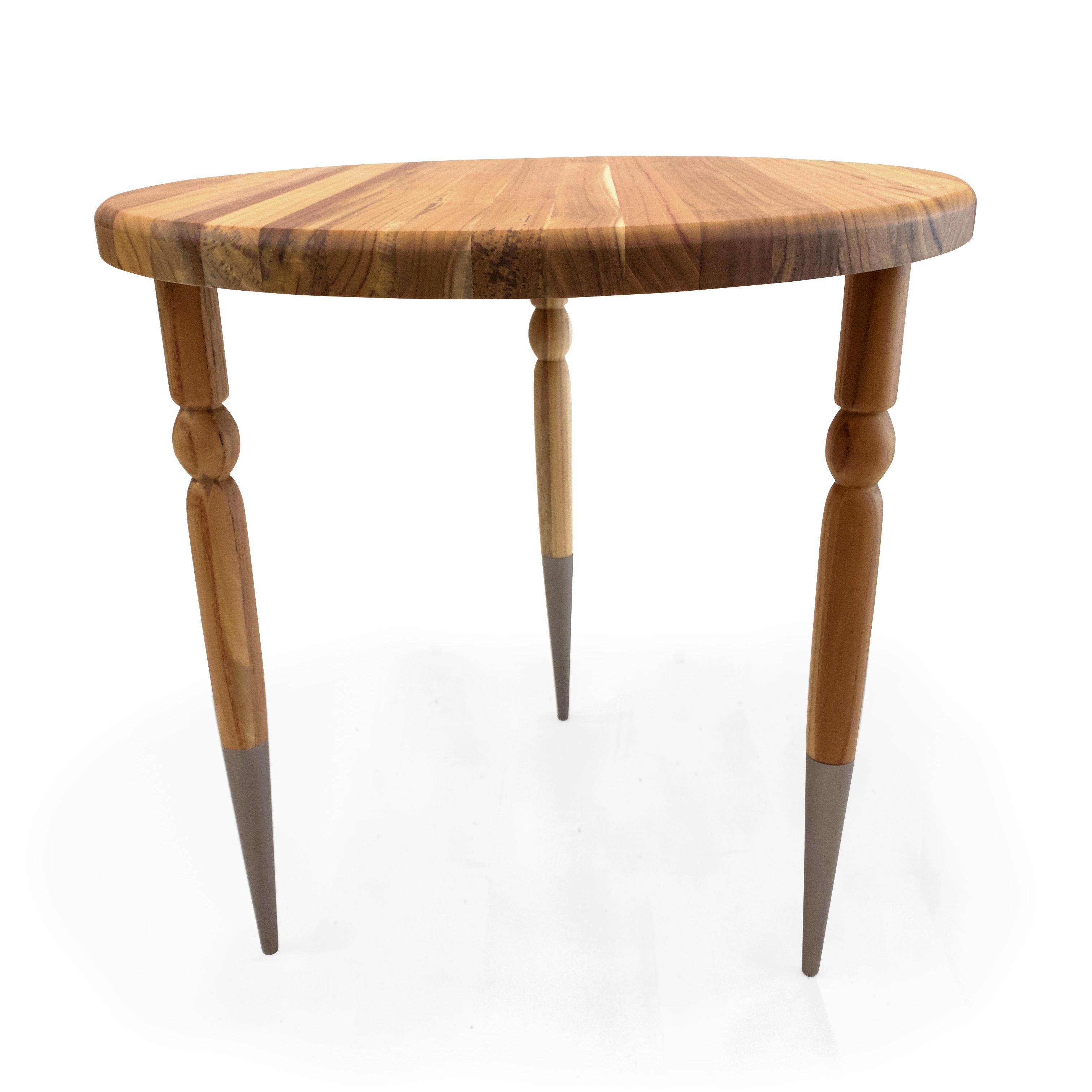 Palo Side Table in Teak Wood with Chocolate Turned Spindle Legs, Set of 3 For Sale 6