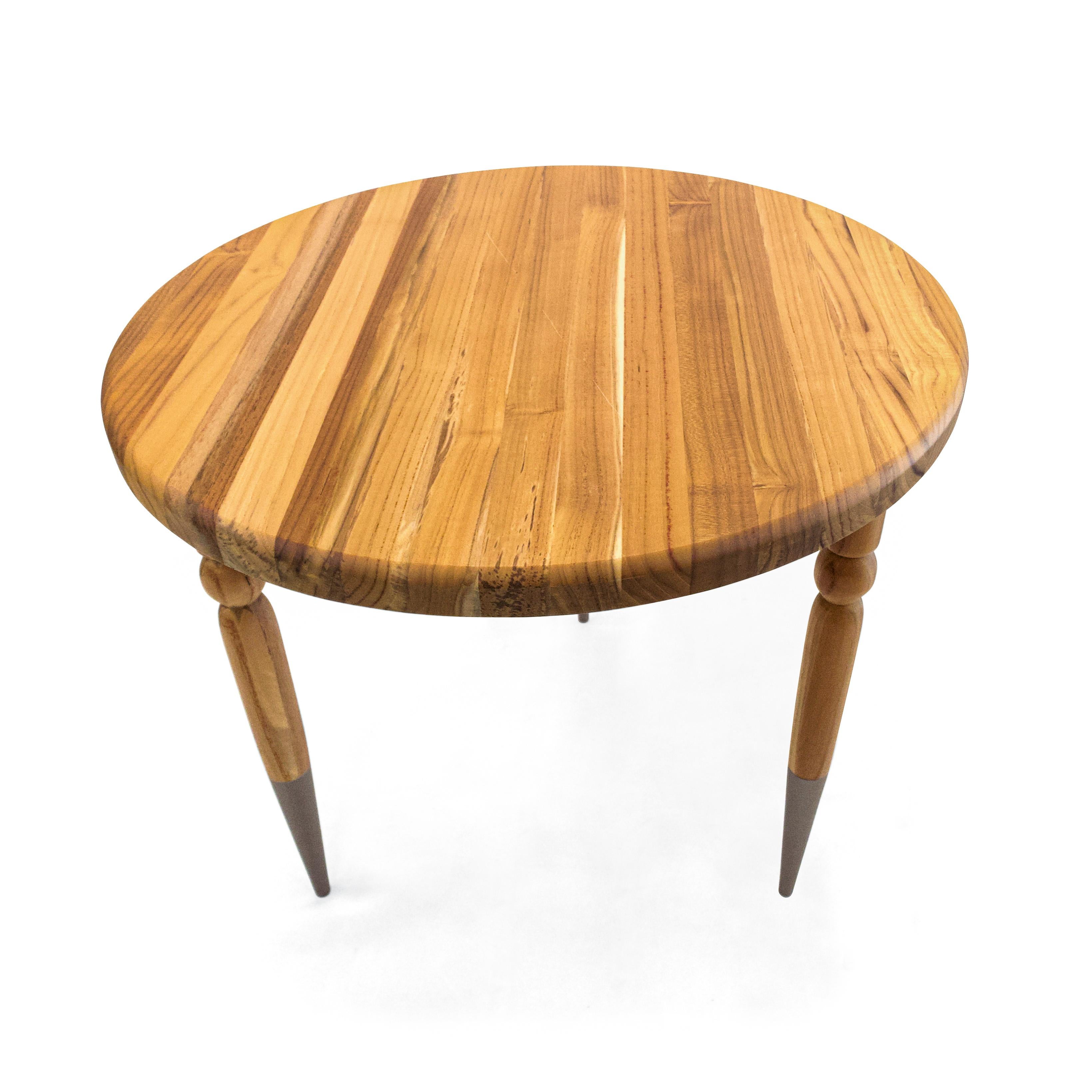Palo Side Table in Teak Wood with Chocolate Turned Spindle Legs, Set of 3 For Sale 7